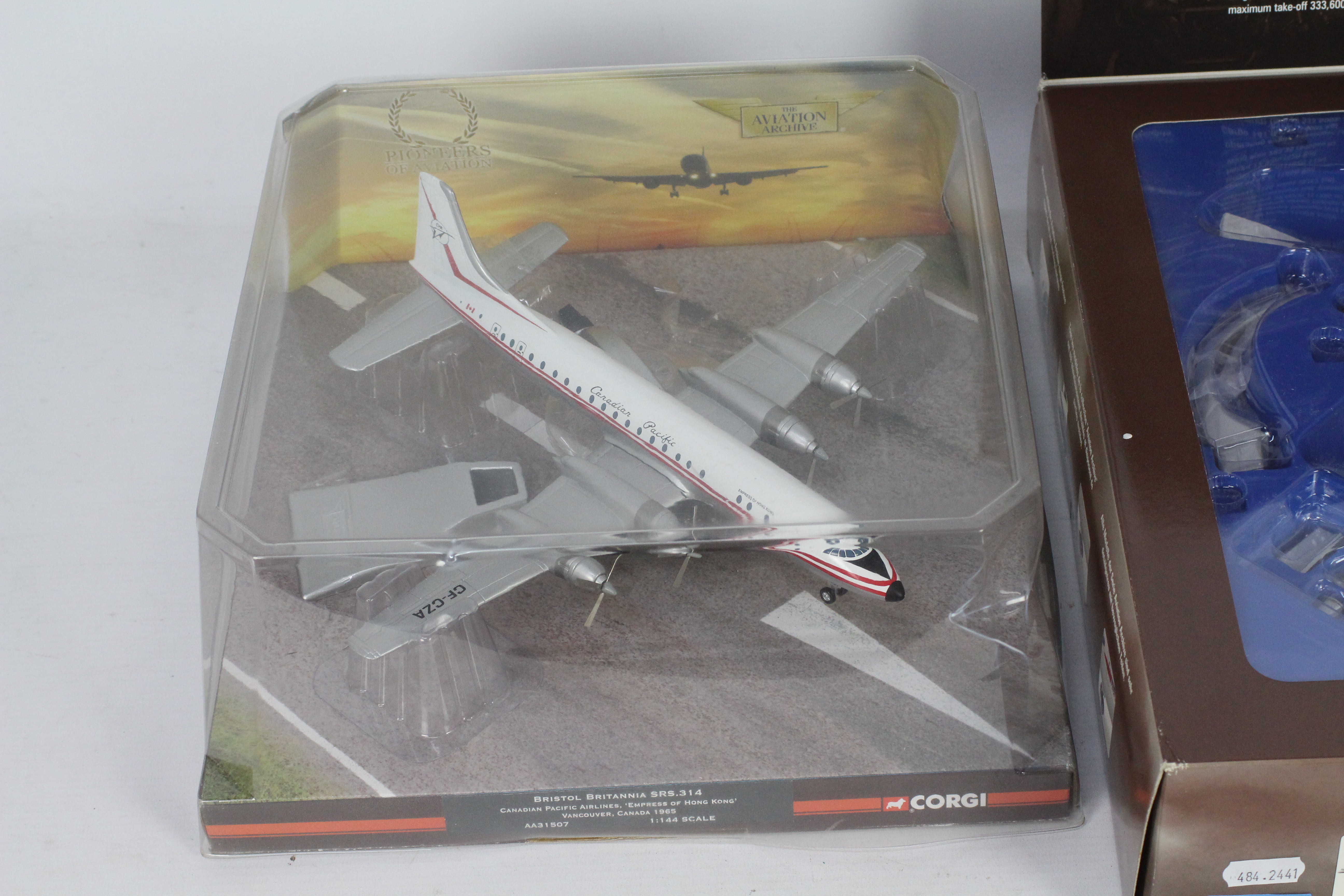 Corgi Aviation Archive - Two boxed 1:144 scale diecast model civilian aircraft. - Image 2 of 4