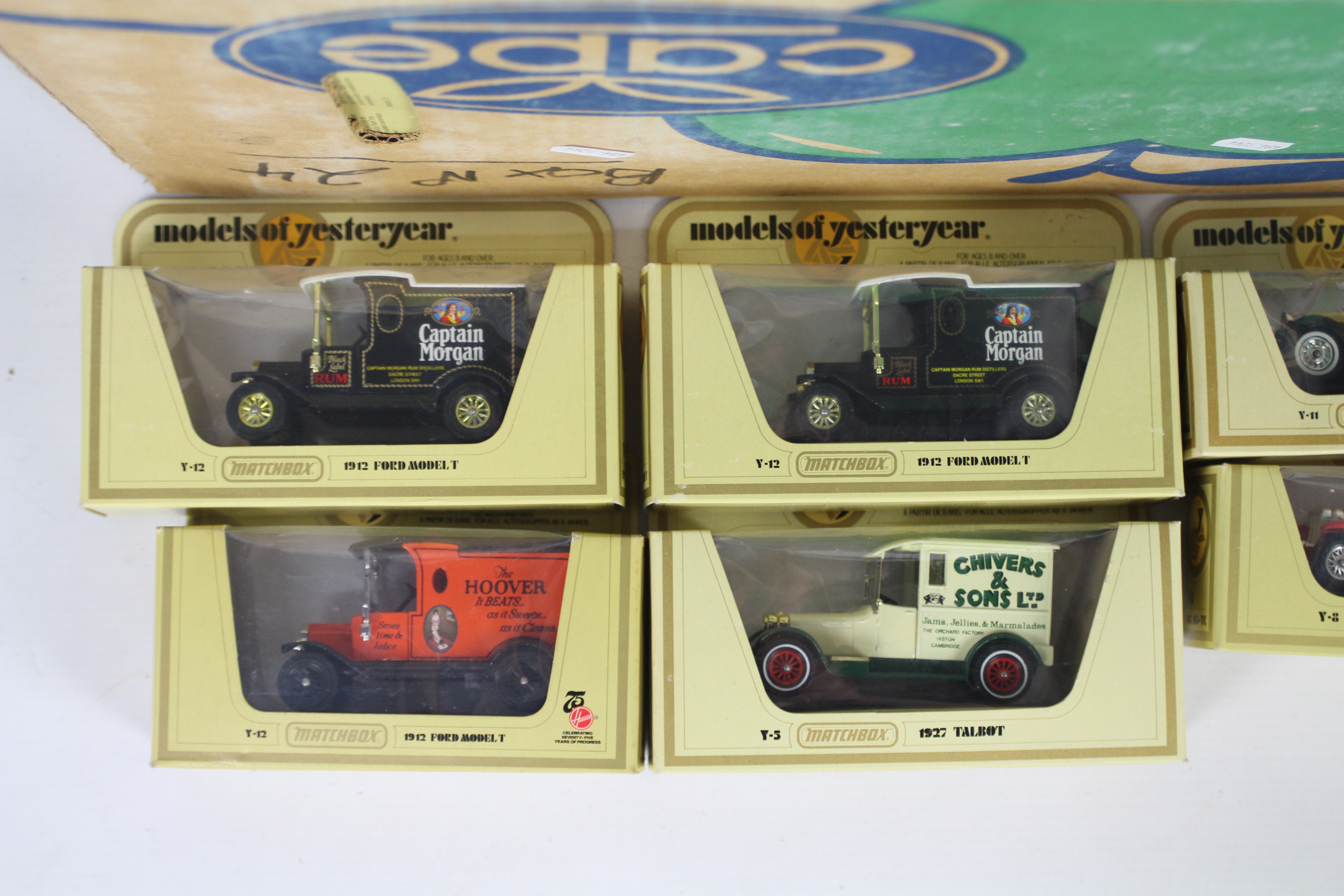 Matchbox Models of Yesteryear - 34 boxed Matchbox MOYs in straw boxes. - Image 2 of 3