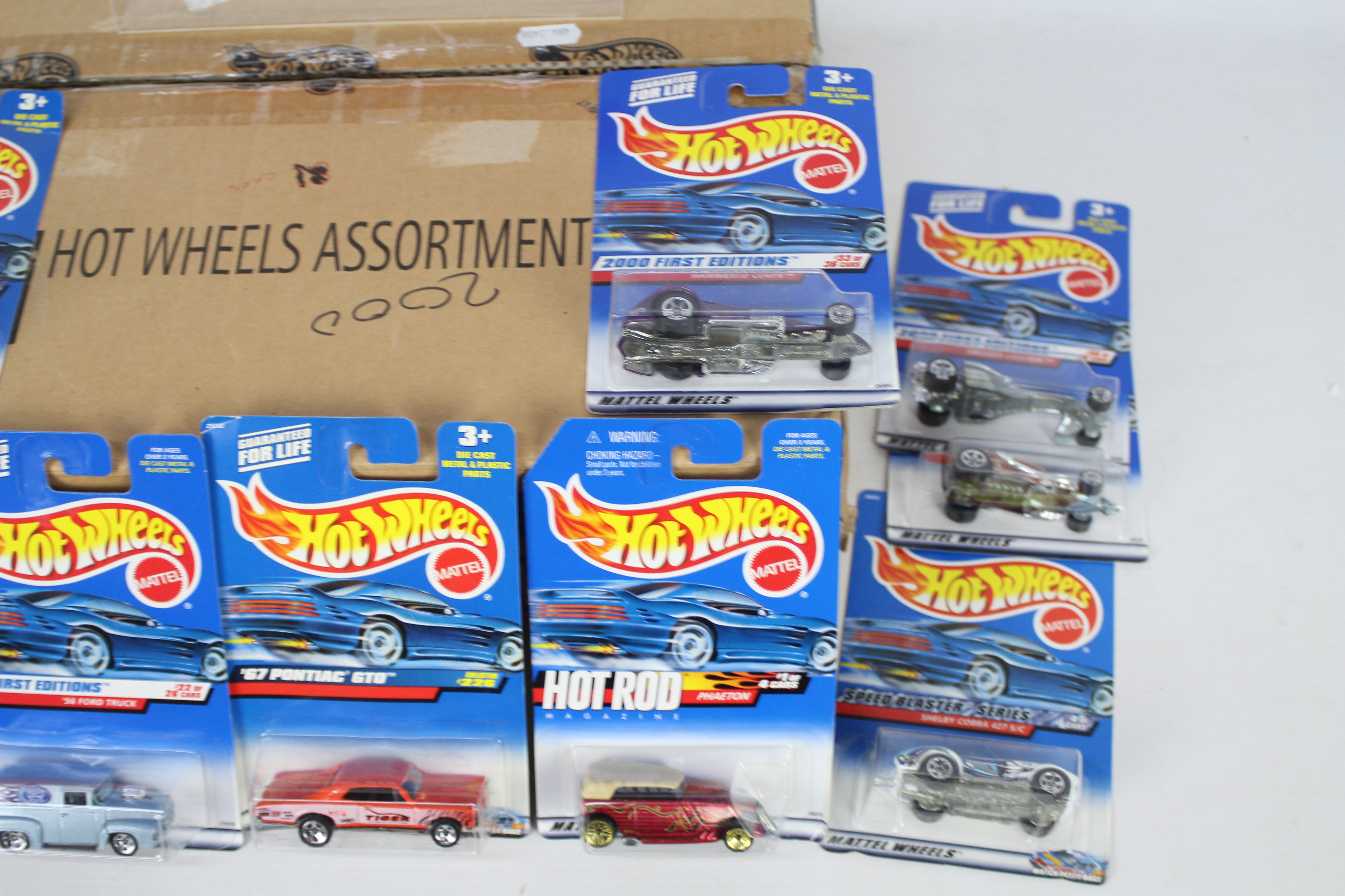 Hot Wheels - A Hot Wheels factory assortment box of 72 x models from circa 2000, - Image 3 of 4