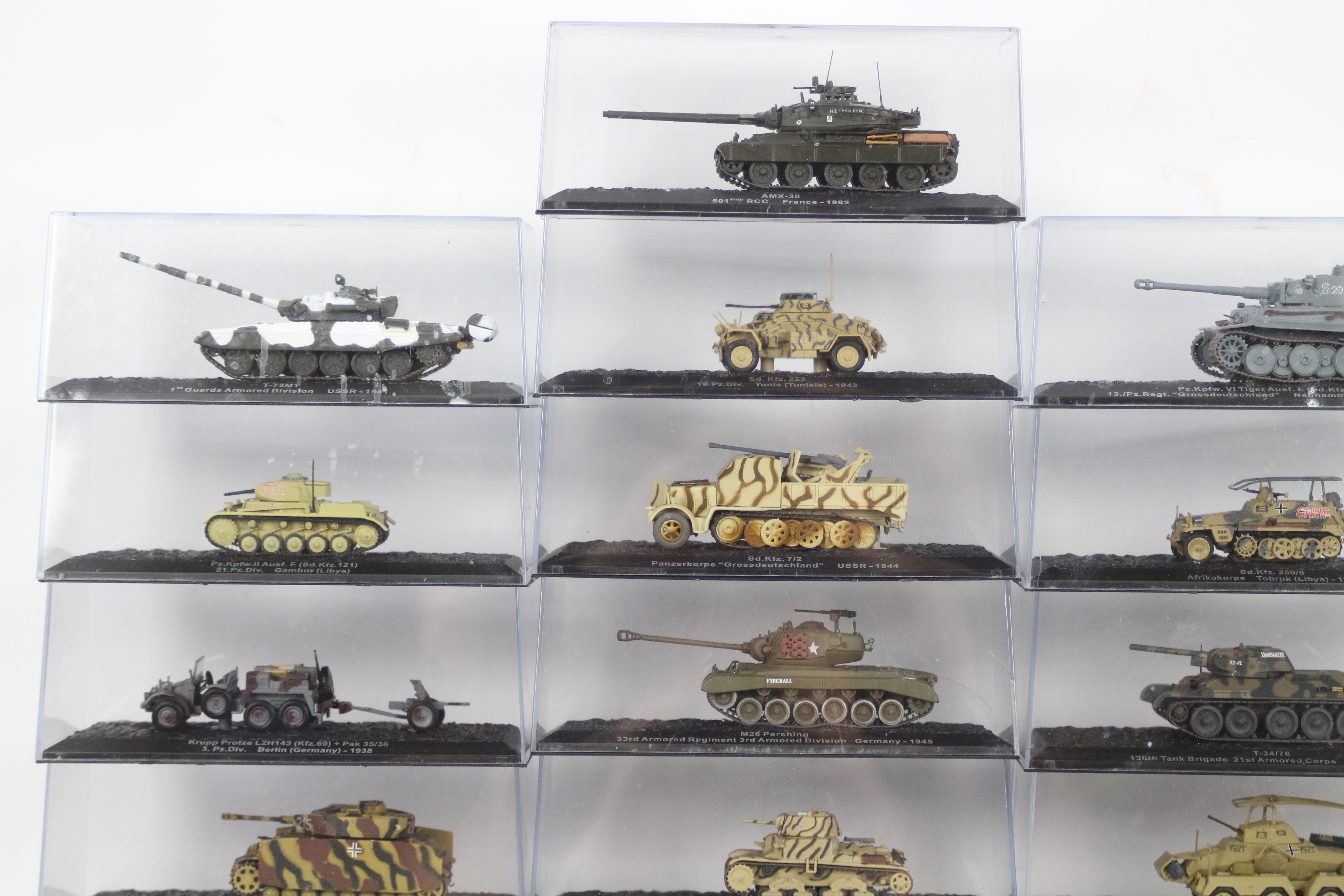 DeAgostini - A group of 19 boxed military vehicles from the DeAgostini 'Combat Tanks Collection'. - Image 3 of 3