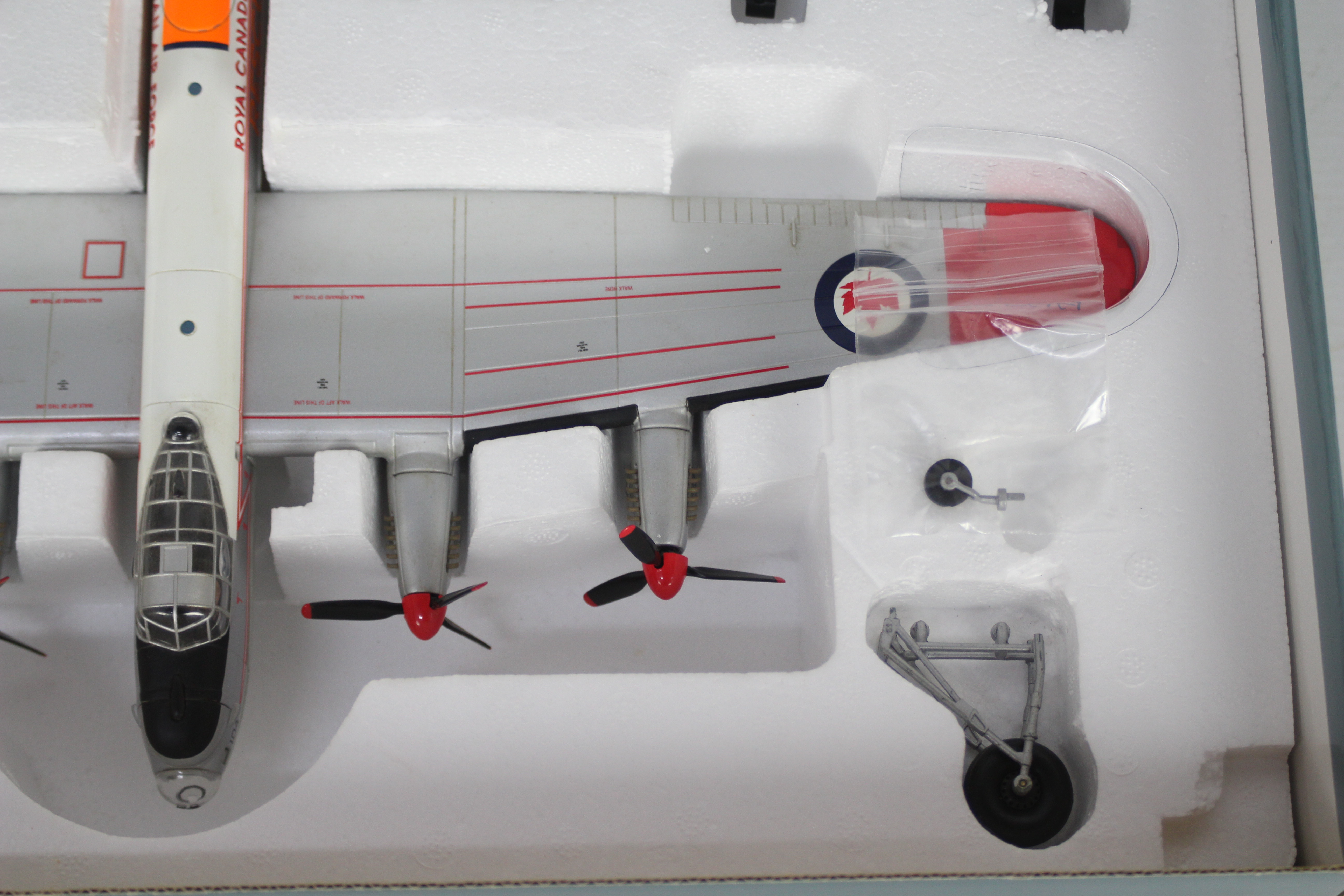 Corgi Aviation Archive - A boxed Limited Edition 1:72 scale AA32606 Avro Lancaster Mk. - Image 4 of 10