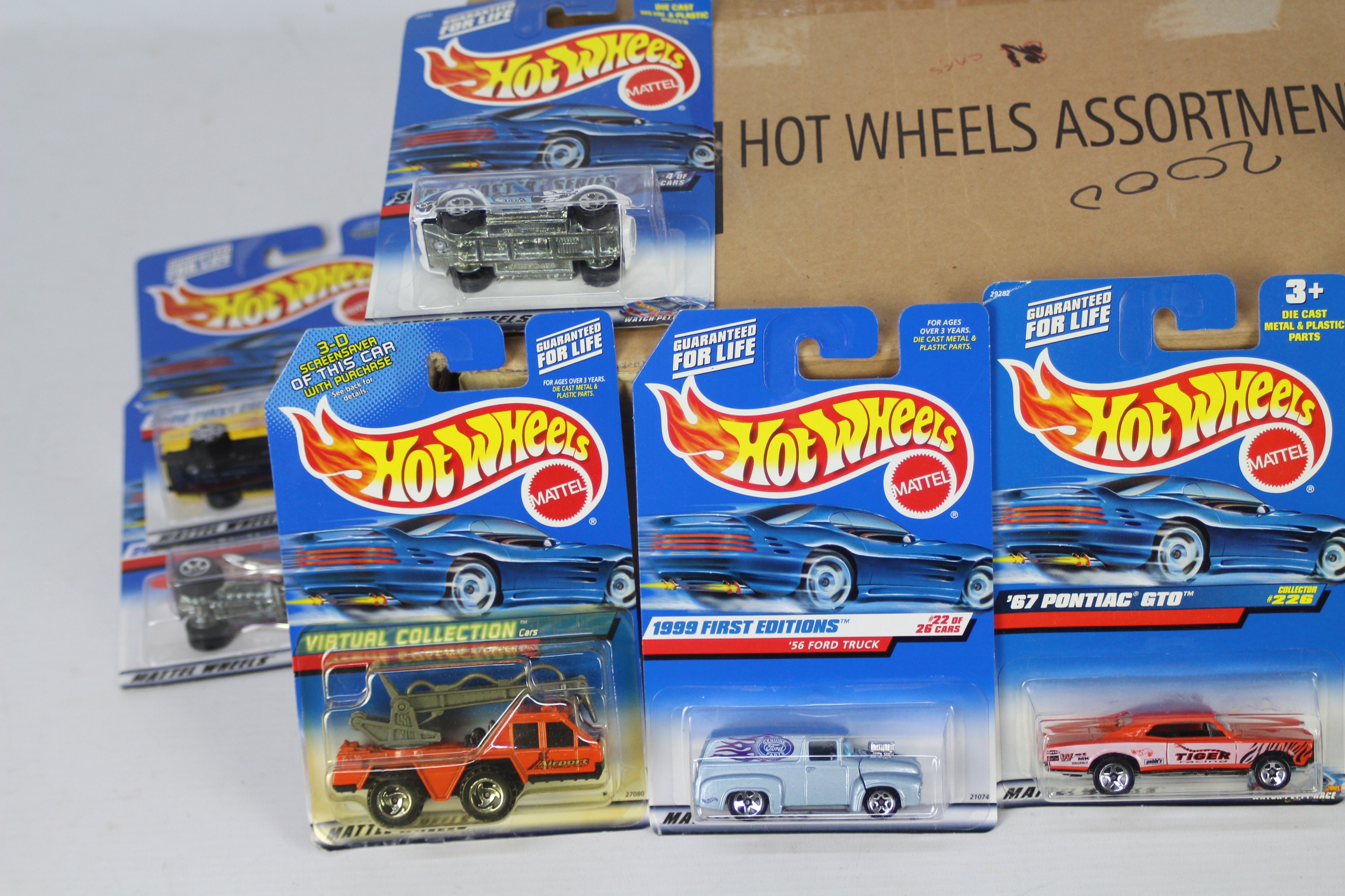 Hot Wheels - A Hot Wheels factory assortment box of 72 x models from circa 2000, - Image 2 of 4