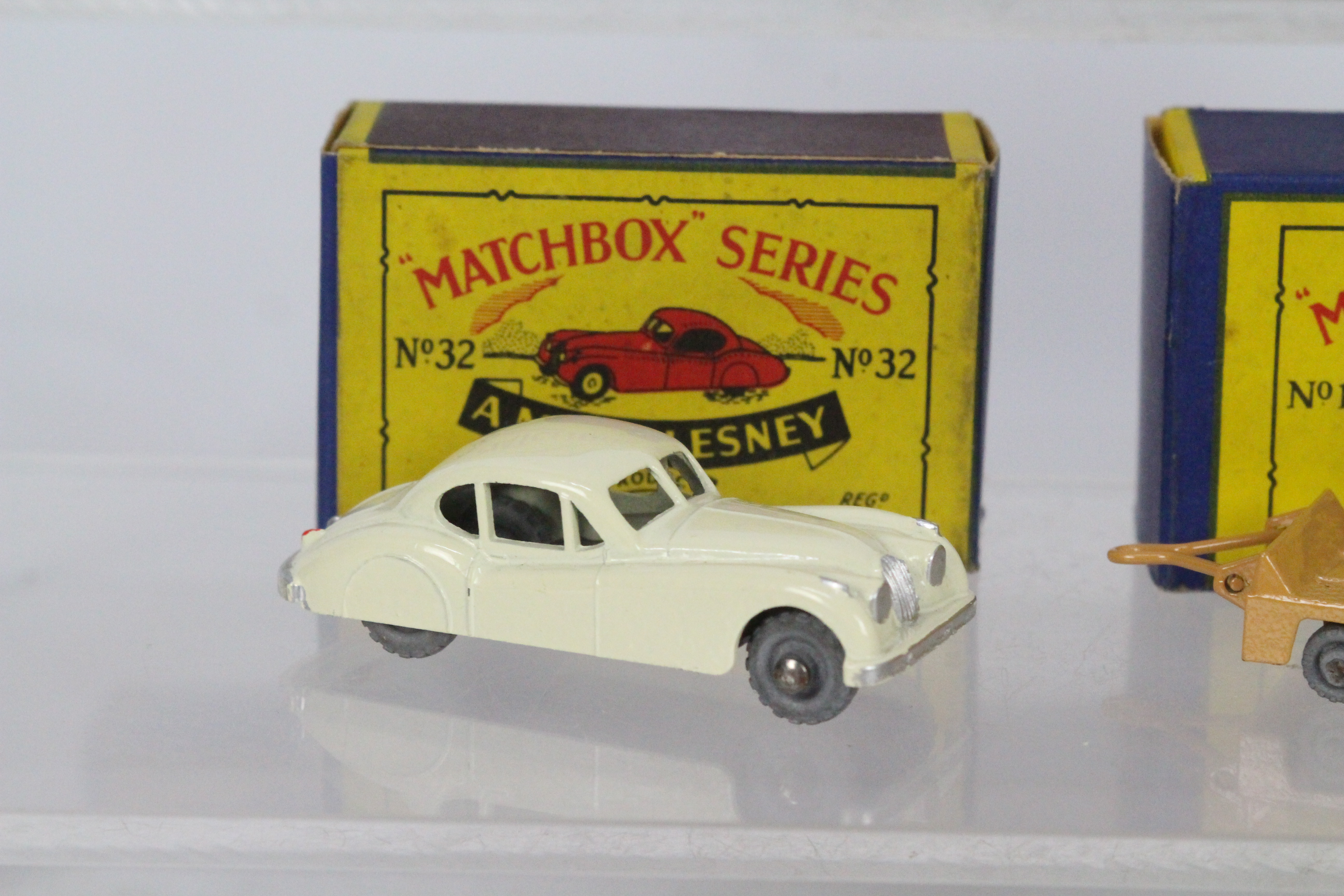 Matchbox - Moko Lesney - 5 x boxed models, Jaguar XK140 Coupe # 32, - Image 5 of 6