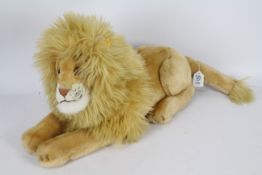 Steiff - A Steiff 'Leo the Lion' #064137.