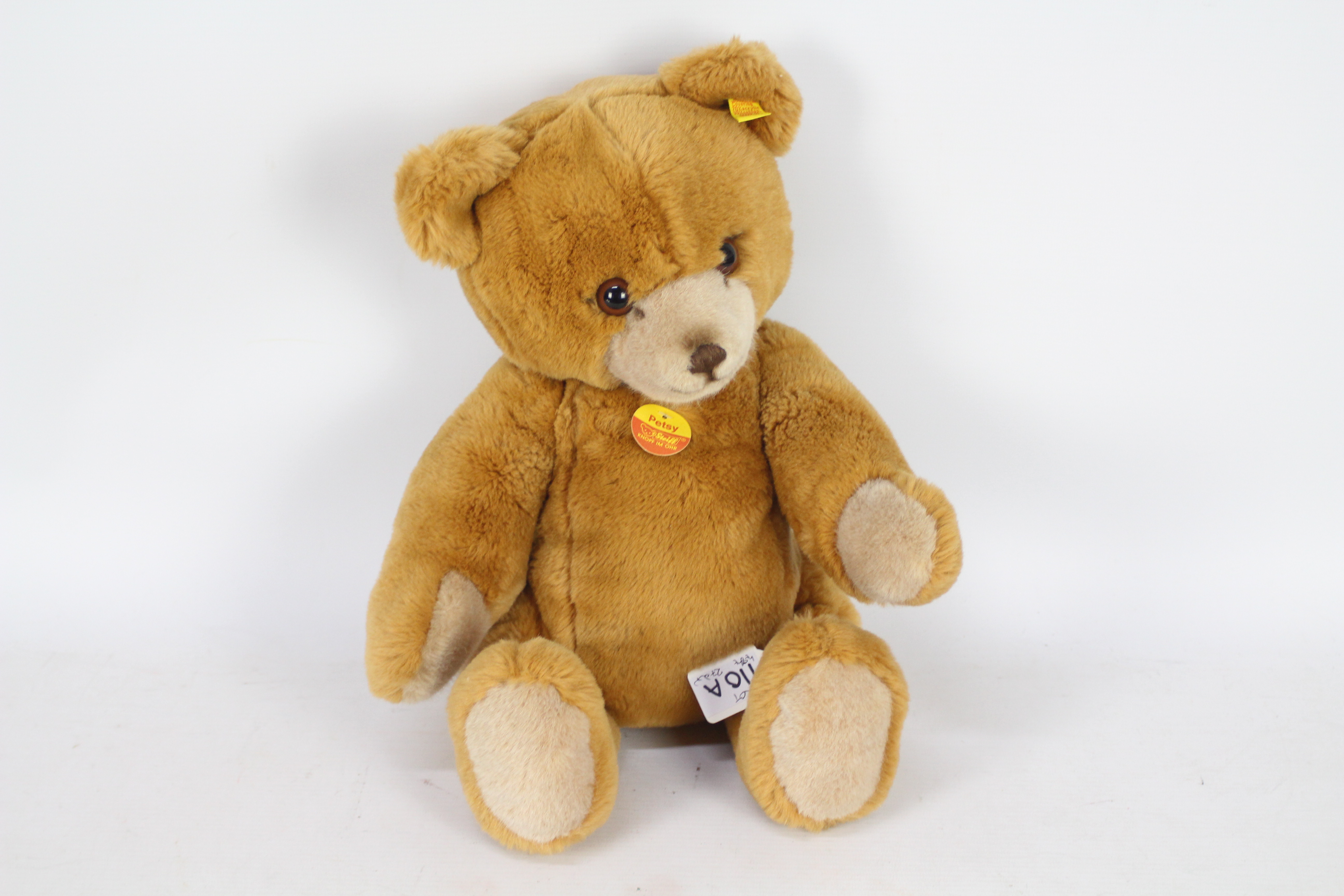 Steiff - A Steiff #0230/45 'Petsy' jointed blond plush bear with off white muzzle and paws approx