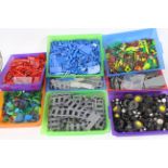 Lego - A collection of 7 x trays of loose Lego pieces including railway track and other items