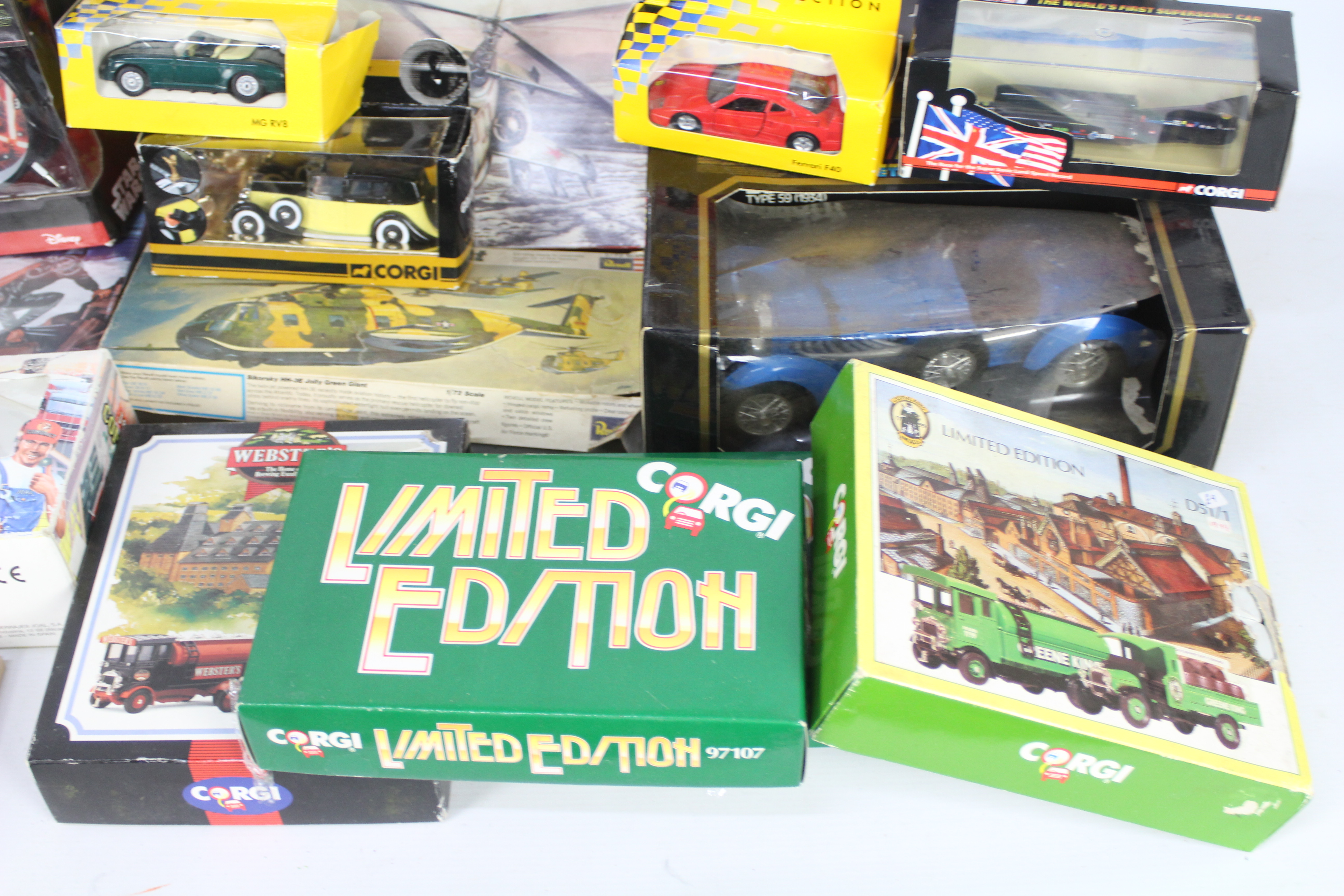 Joal, Lledo, Corgi, Bburago, AMT, Others - A mixed collection of boxed diecast in various scales, - Image 4 of 6