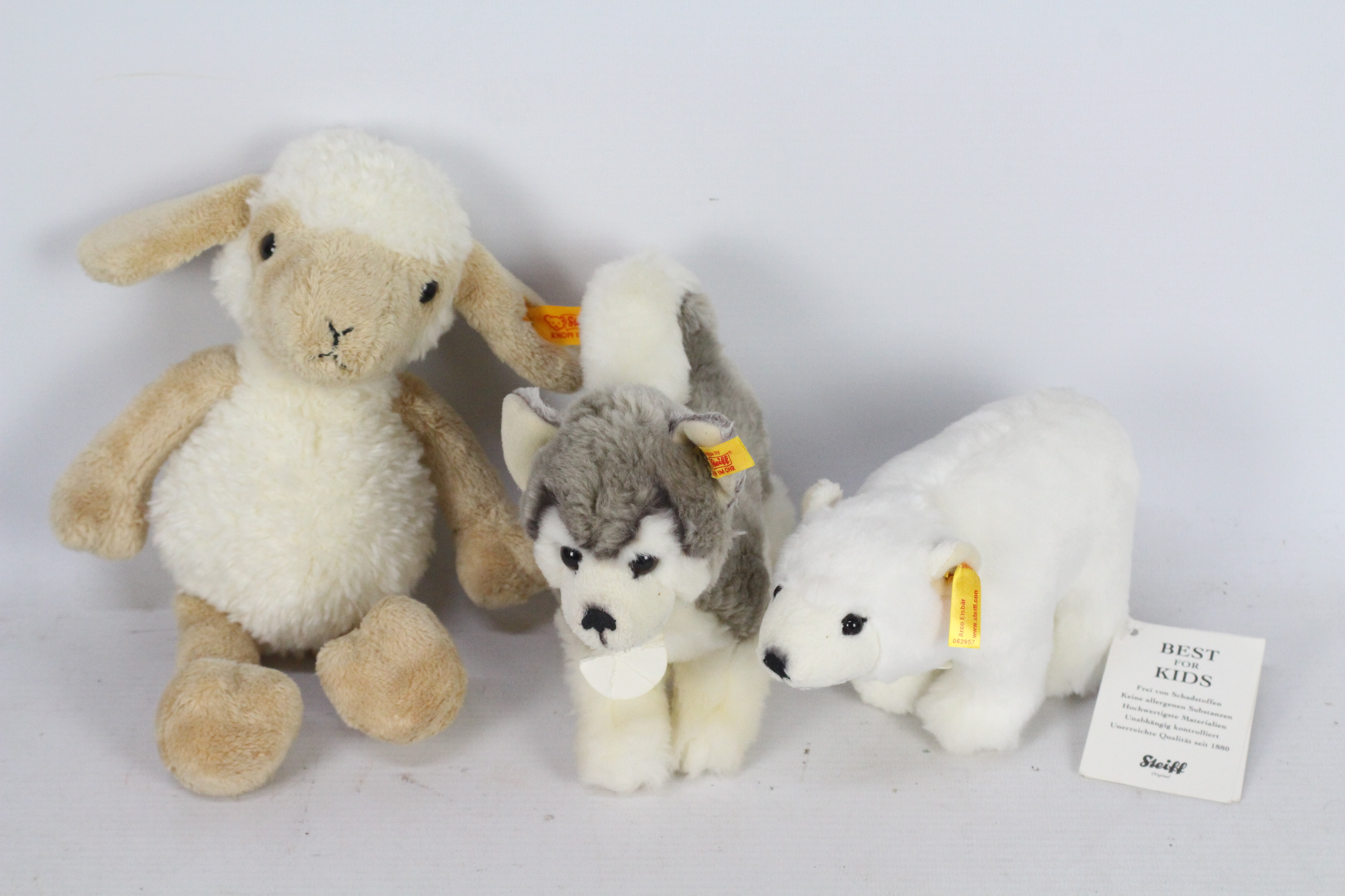 Steiff - Three Steiff plush toys.