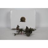 King & Country - A boxed King & Country BBA 31 'Battle of the Bulge' US 105 Field Gun.