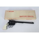 BCM - A boxed Wyatt Earp The Outlaw Buntline Special replica gun.