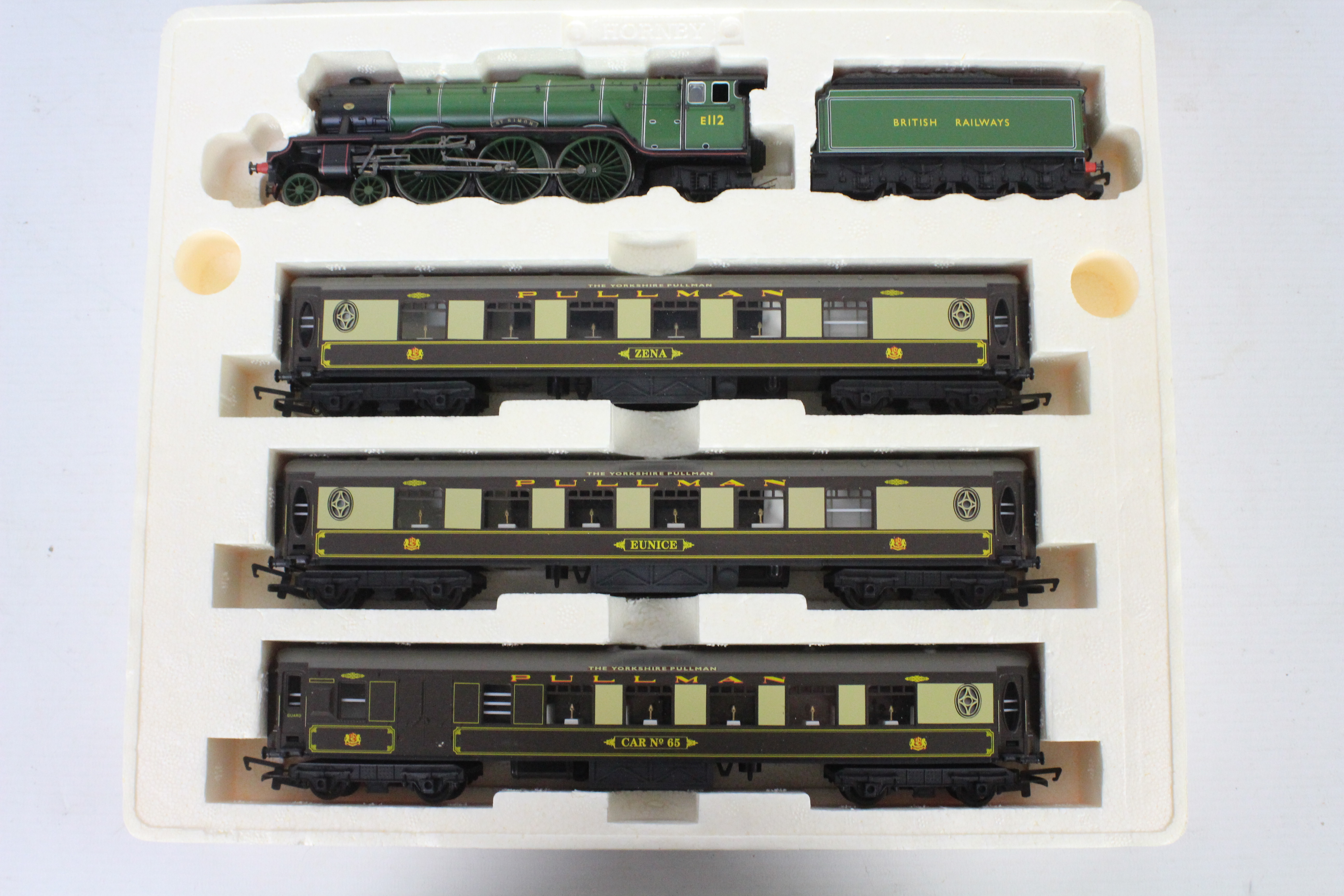 Hornby - A boxed Yorkshire Pullman 4-6-2 00 gauge steam loco and coach set with light storage wear, - Image 2 of 2
