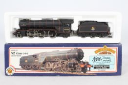 Bachmann - A boxed 2-6-2 00 gauge steam locomotive in BR black livery #60800 The model appears to