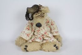 Eddy-Bears - A 1 of 1 bear called Janet