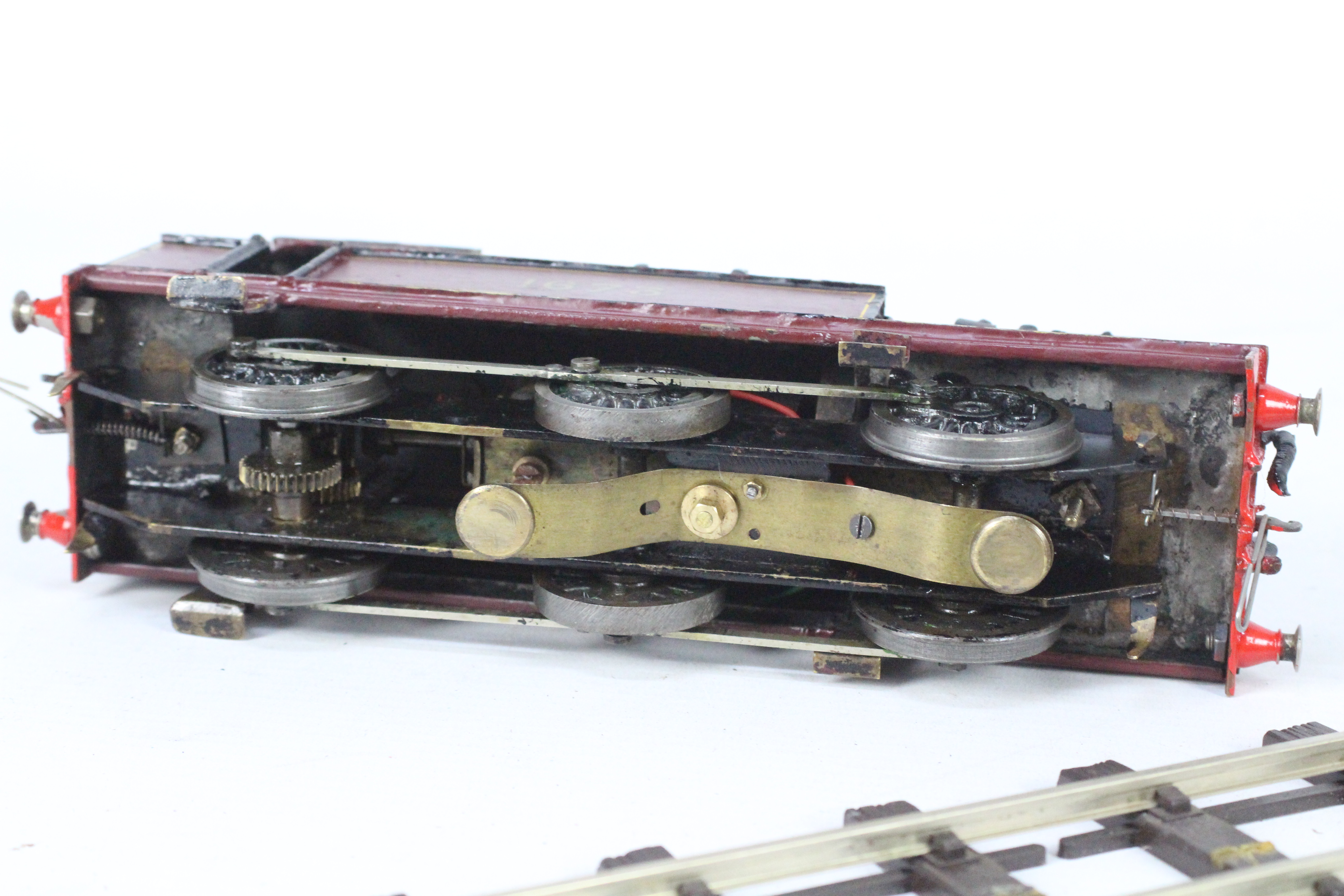 Unknown Maker - A powered brass O gauge kit built 3 rail 0-6-0 Class 1F tank engine. - Image 5 of 5