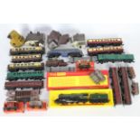 Tri-ang - Hornby - A collection of OO gauge railway items including locos,