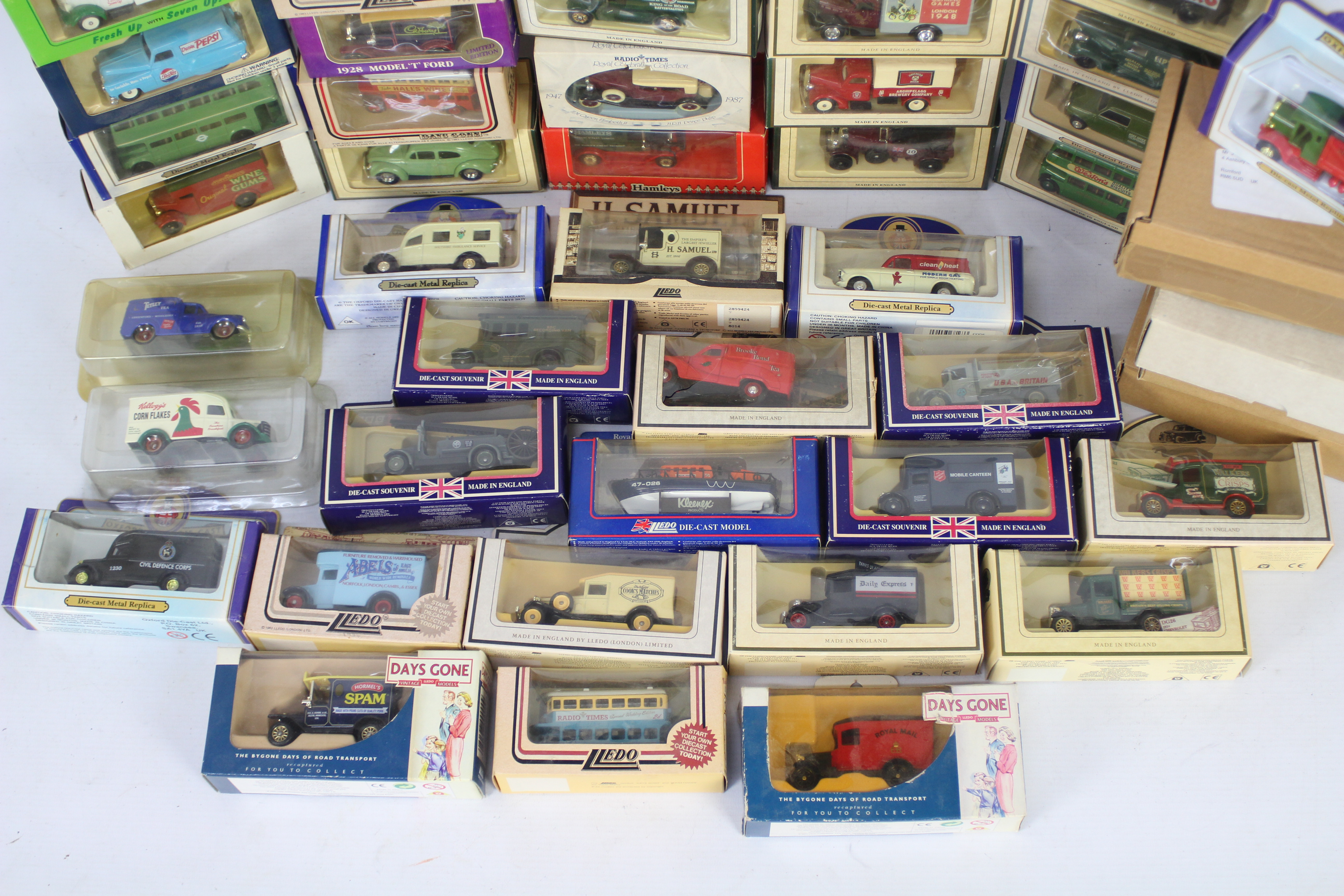 Lledo - Oxford - A collection of 45 x boxed vehicles including Bristol Lodekka Bus, - Image 2 of 2