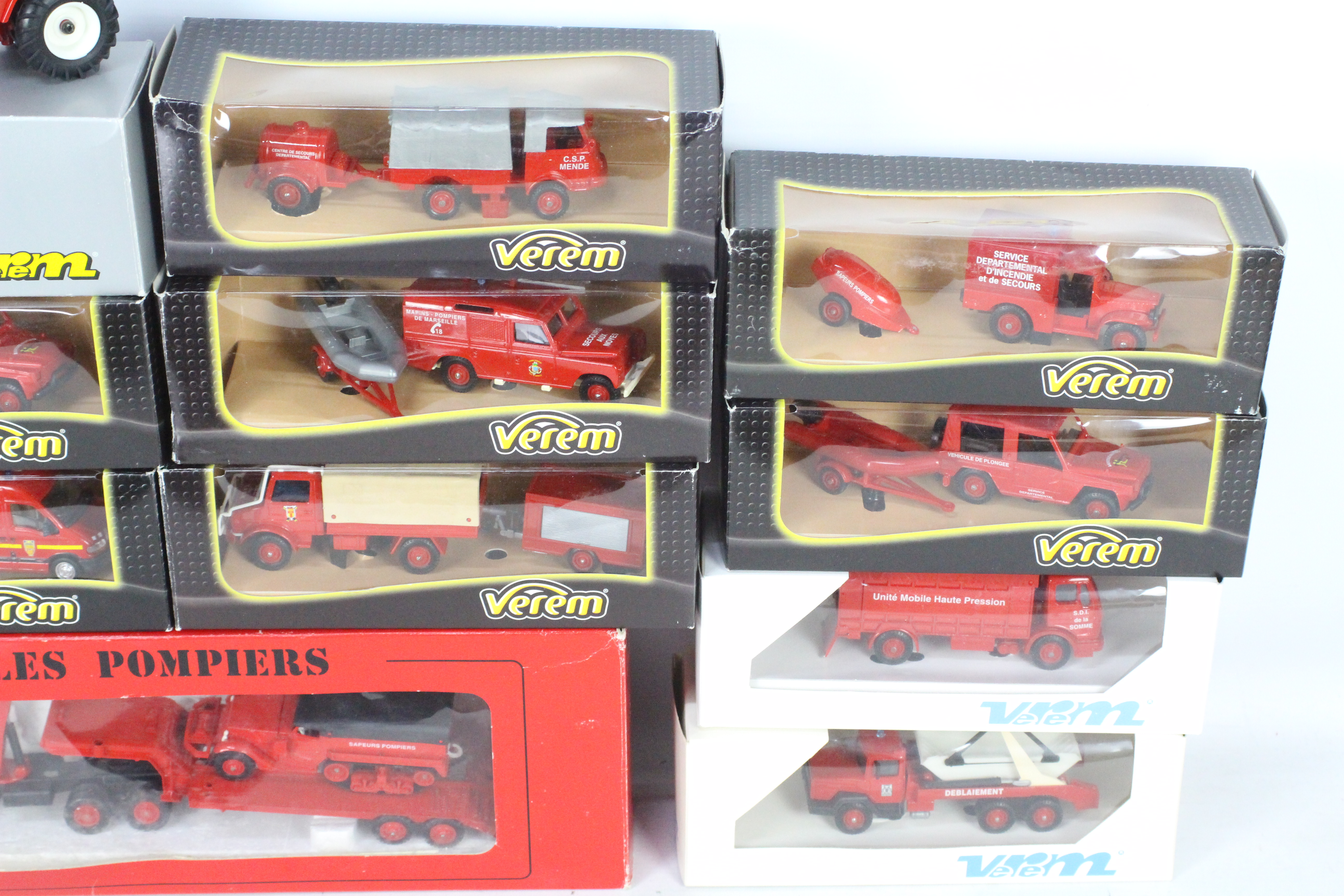 Verem / Solido - A fleet of 12 boxed diecast Fire appliances in 1:50 and 1:43 scales from Verem. - Image 3 of 3