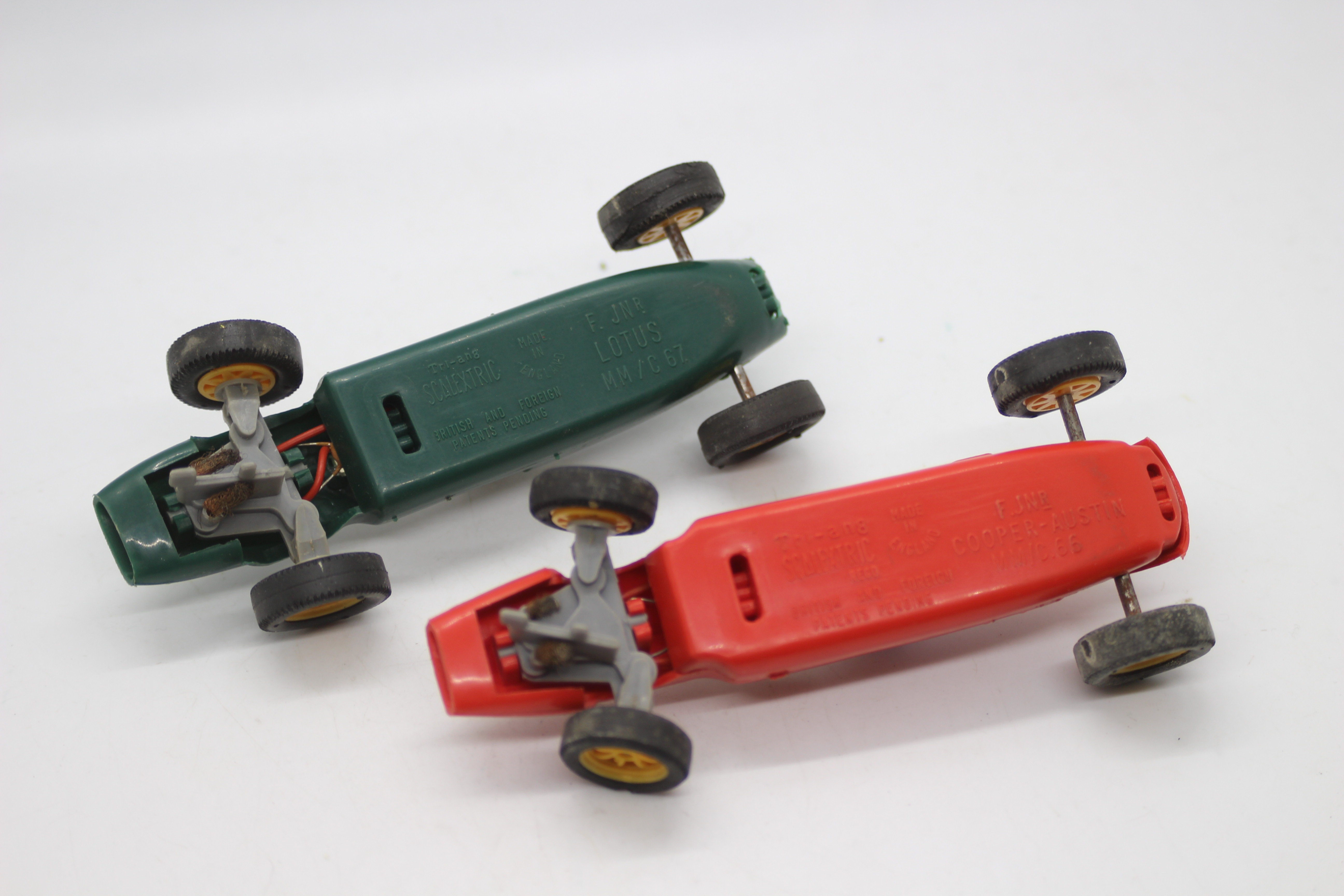 Scalextric - A boxed vintage Scalextric FJ31 Formula Junior Set. - Image 5 of 7