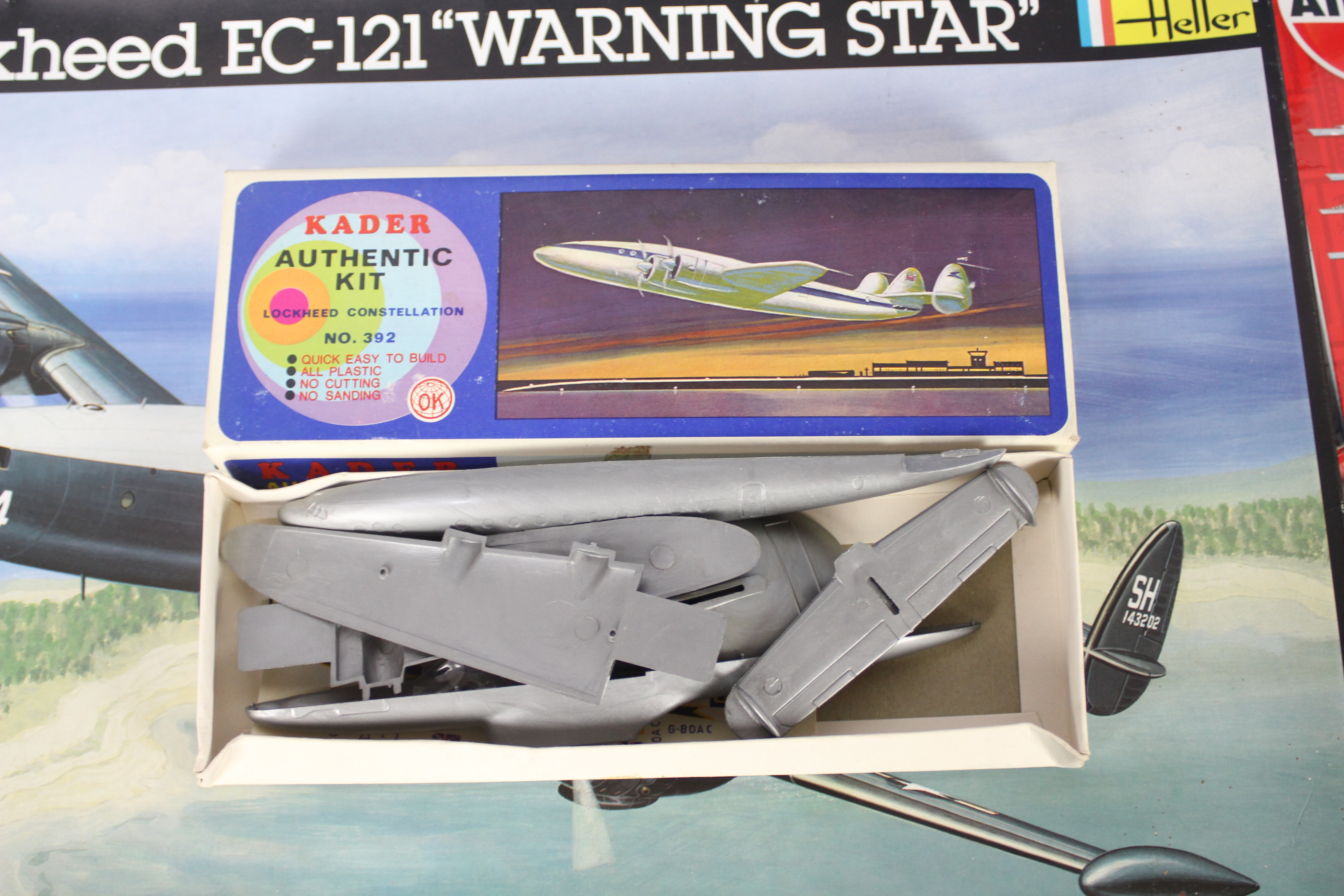 Heller - Airfix - Kader - Revell - 10 x boxed aircraft model kits including Lockheed EC-121 in 1:72 - Image 2 of 3