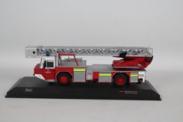 Ixo - A 1:43 scale 1986 Magirus Iveco DLK 2312 Turntable Ladder in German Fire Brigade livery based