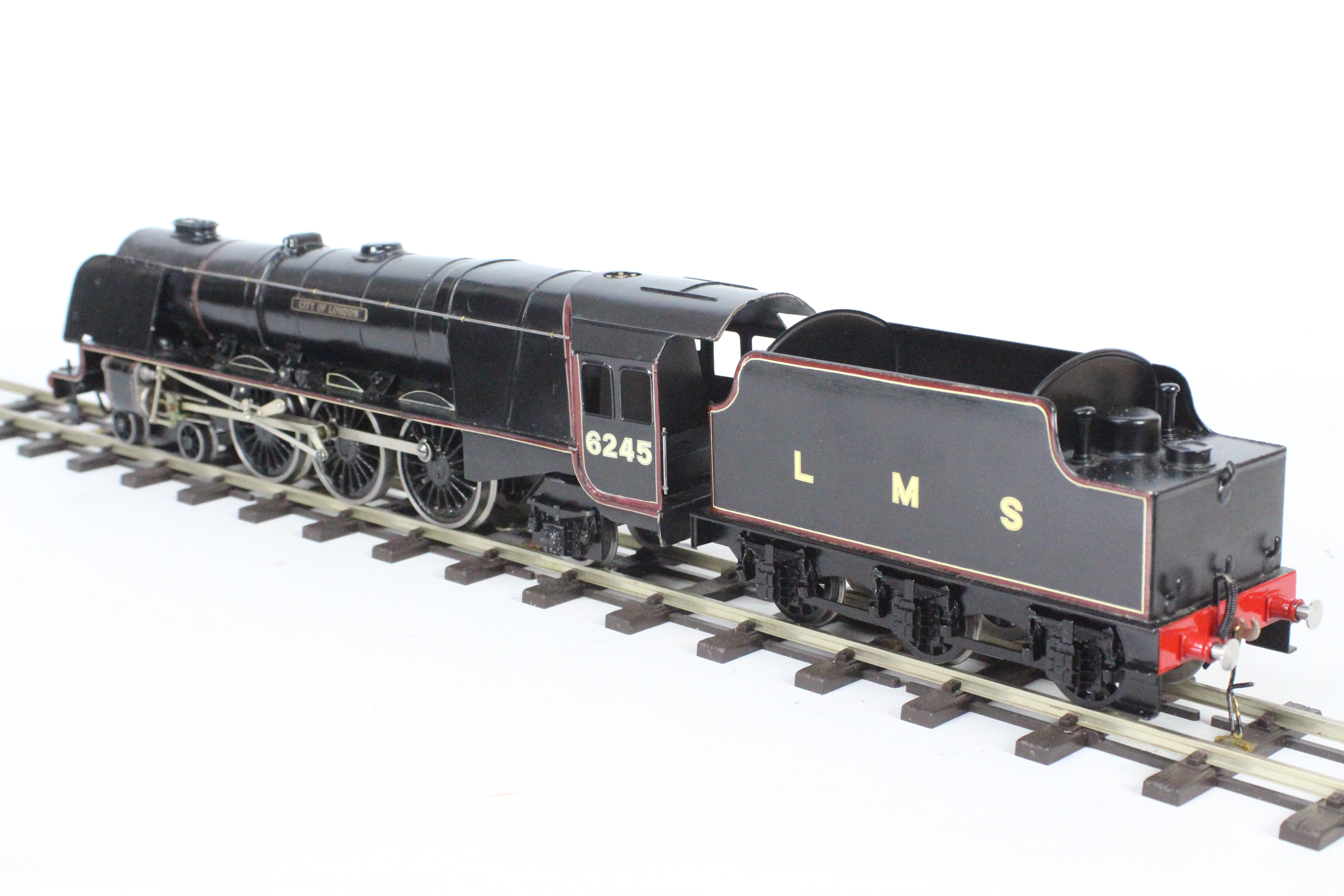 Bassett Lowke - An O gauge electric 3 rail Class 7P 4-6-2 steam loco which has been restored and is - Image 3 of 4