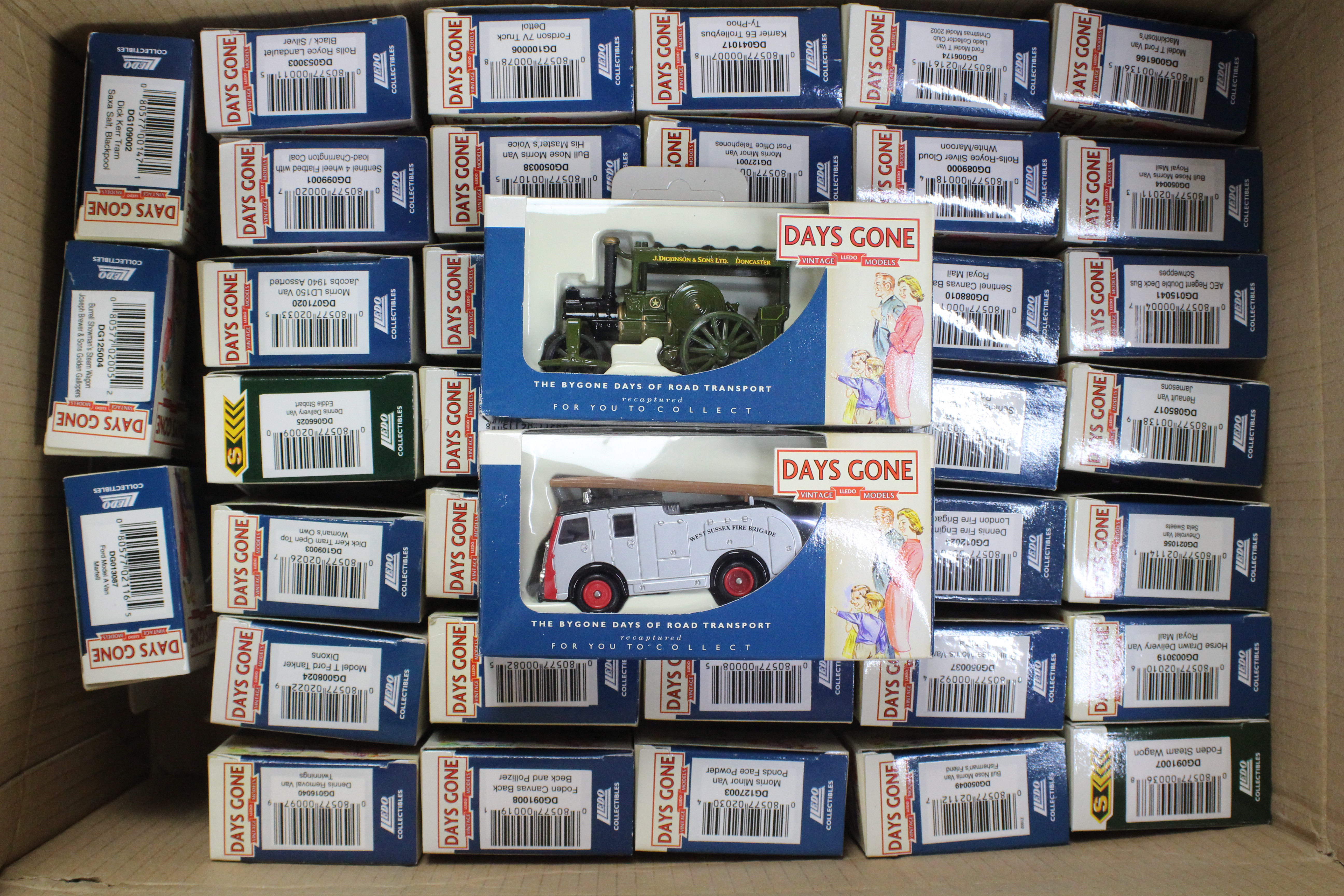 Lledo - 40 x boxed models including Roll Royce Silver Cloud # DG089000,