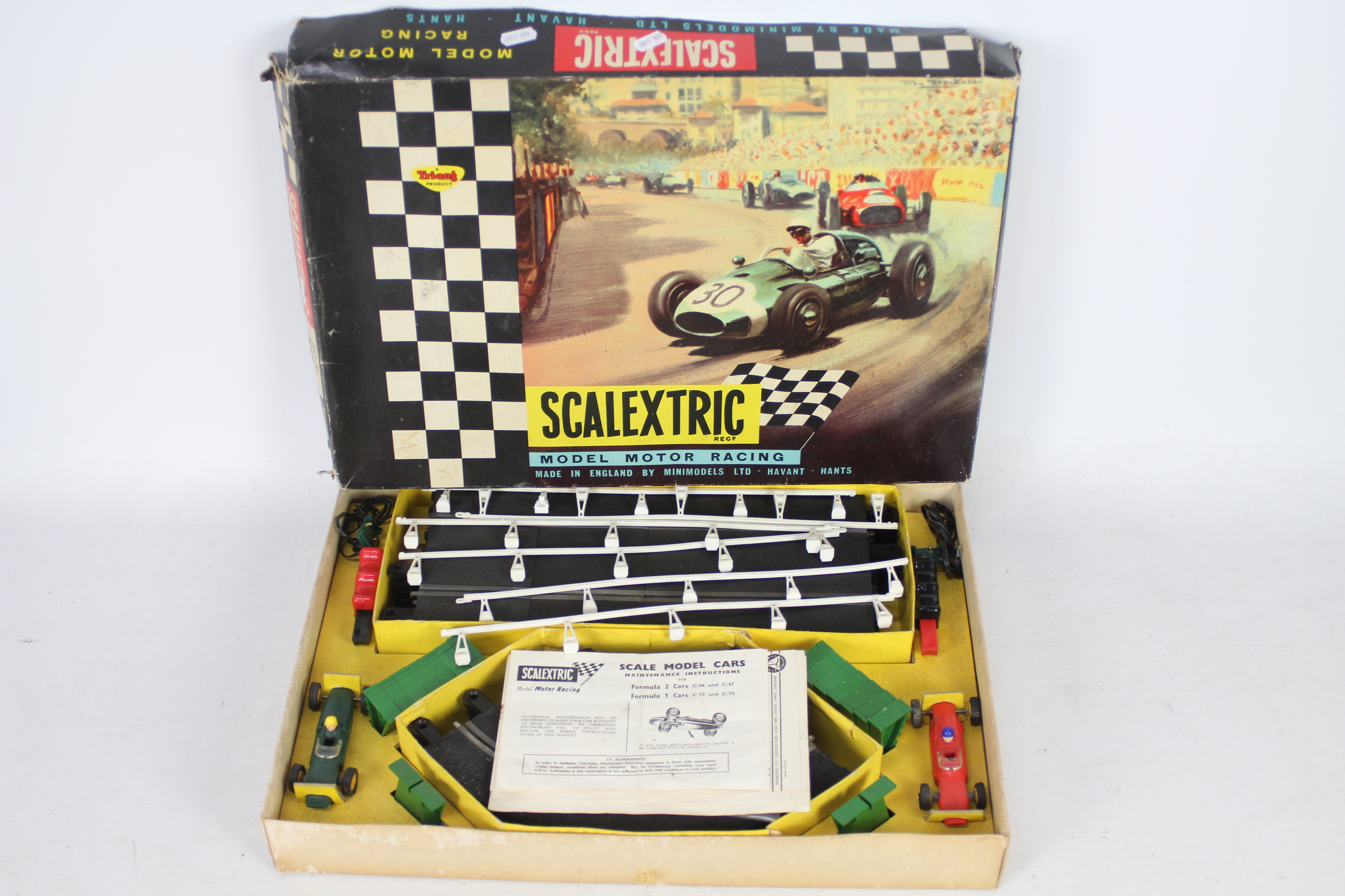 Scalextric - A boxed vintage Scalextric FJ31 Formula Junior Set.