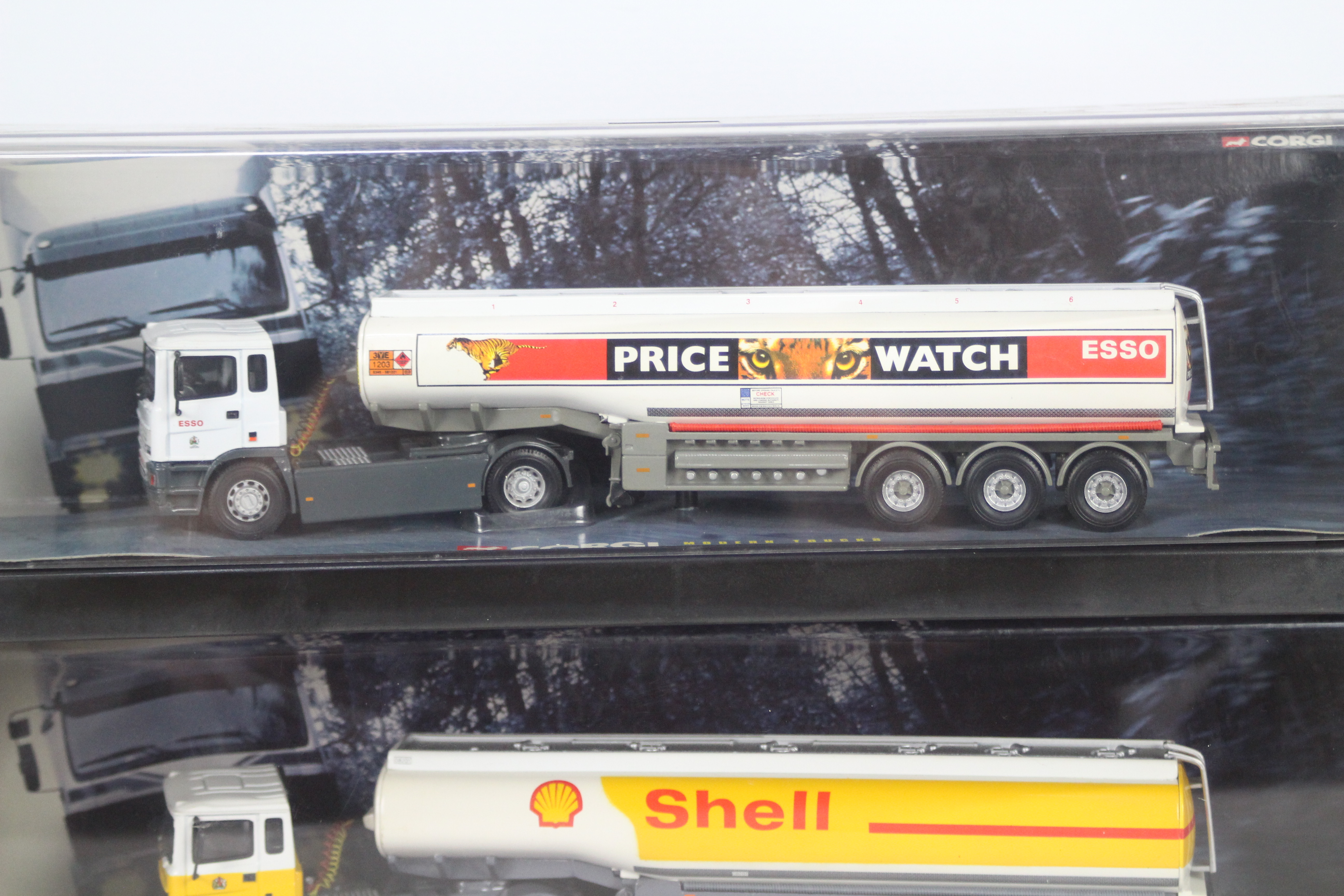 Corgi - 2 x boxed Tanker Trucks in 1:50 scale, - Image 3 of 3