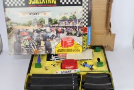 Scalextric - A boxed vintage 1966 Scalextric #70 Model Motor Racing Set.