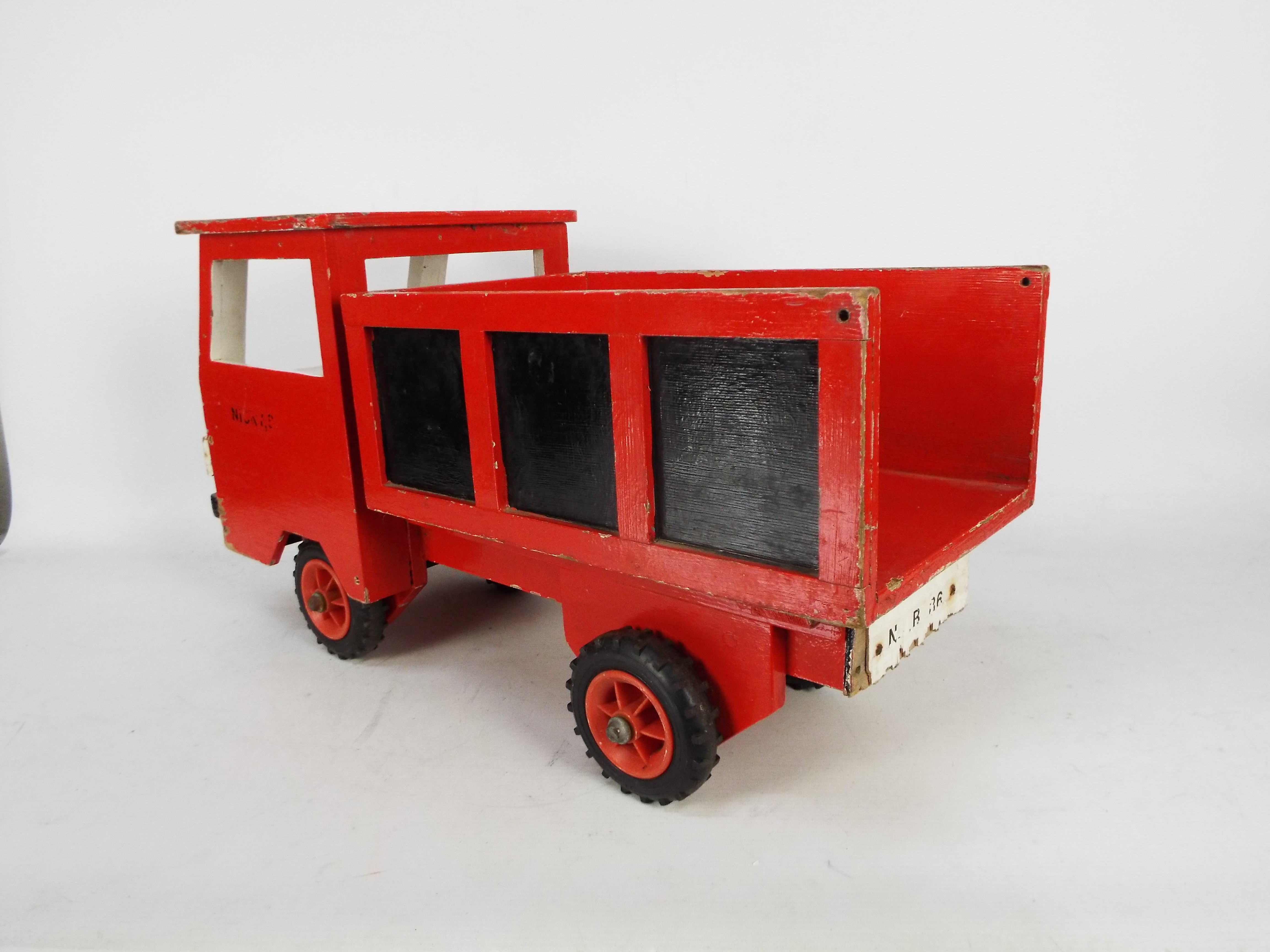 A vintage hand-made wooden tipper truck painted red with black panels and white driver's cab, - Image 5 of 5