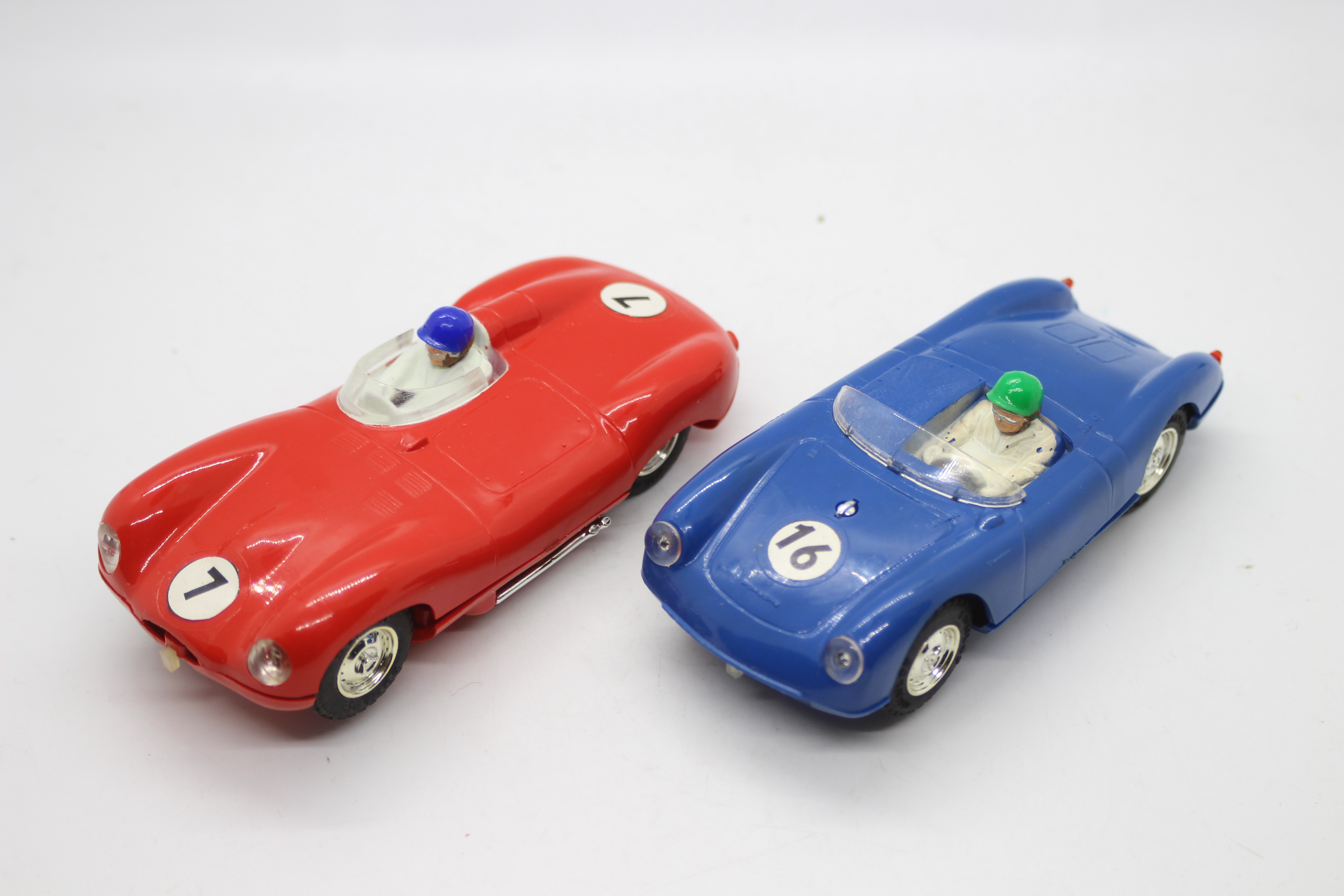 Scalextric - A boxed vintage Scalextric CM33 Competition Car Series Set. - Image 3 of 8