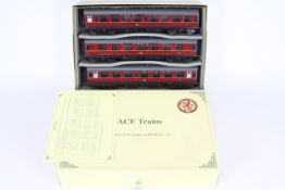 Ace Trains - A set of three O gauge British Rail Mark 1 coaches in maroon with The Mid-Day Scot