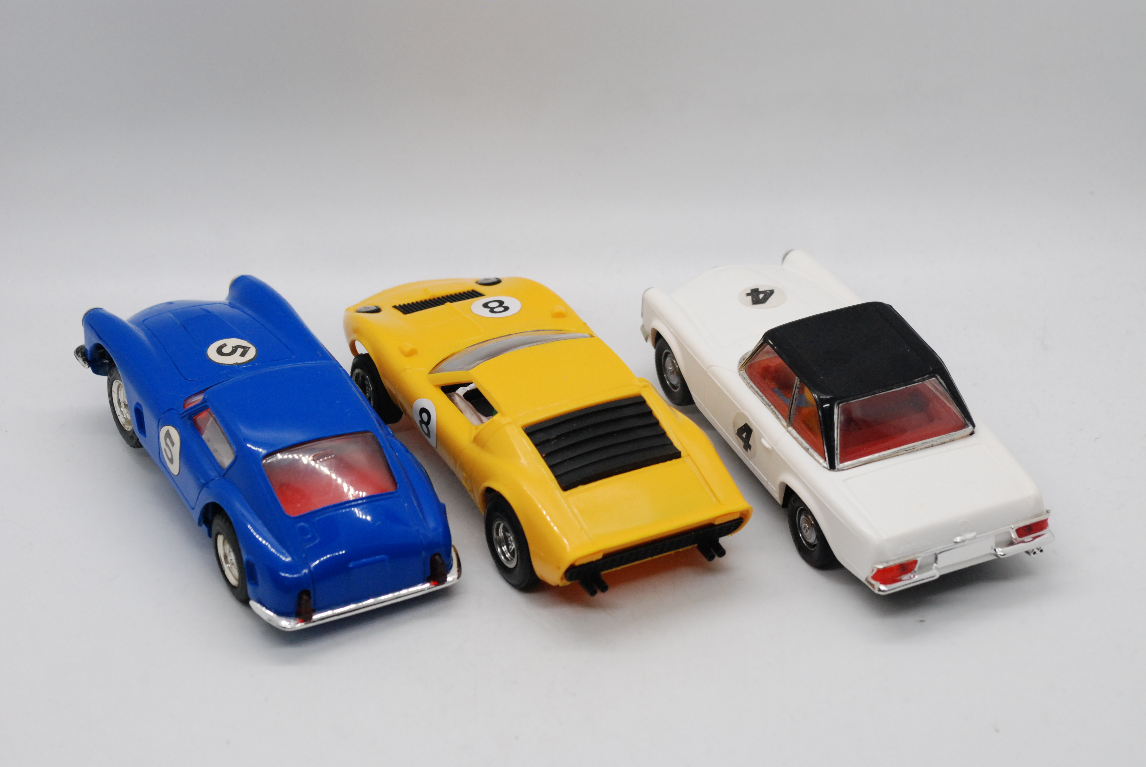 Scalextric - Three unboxed vintage Scalextric slot cars. - Image 4 of 7