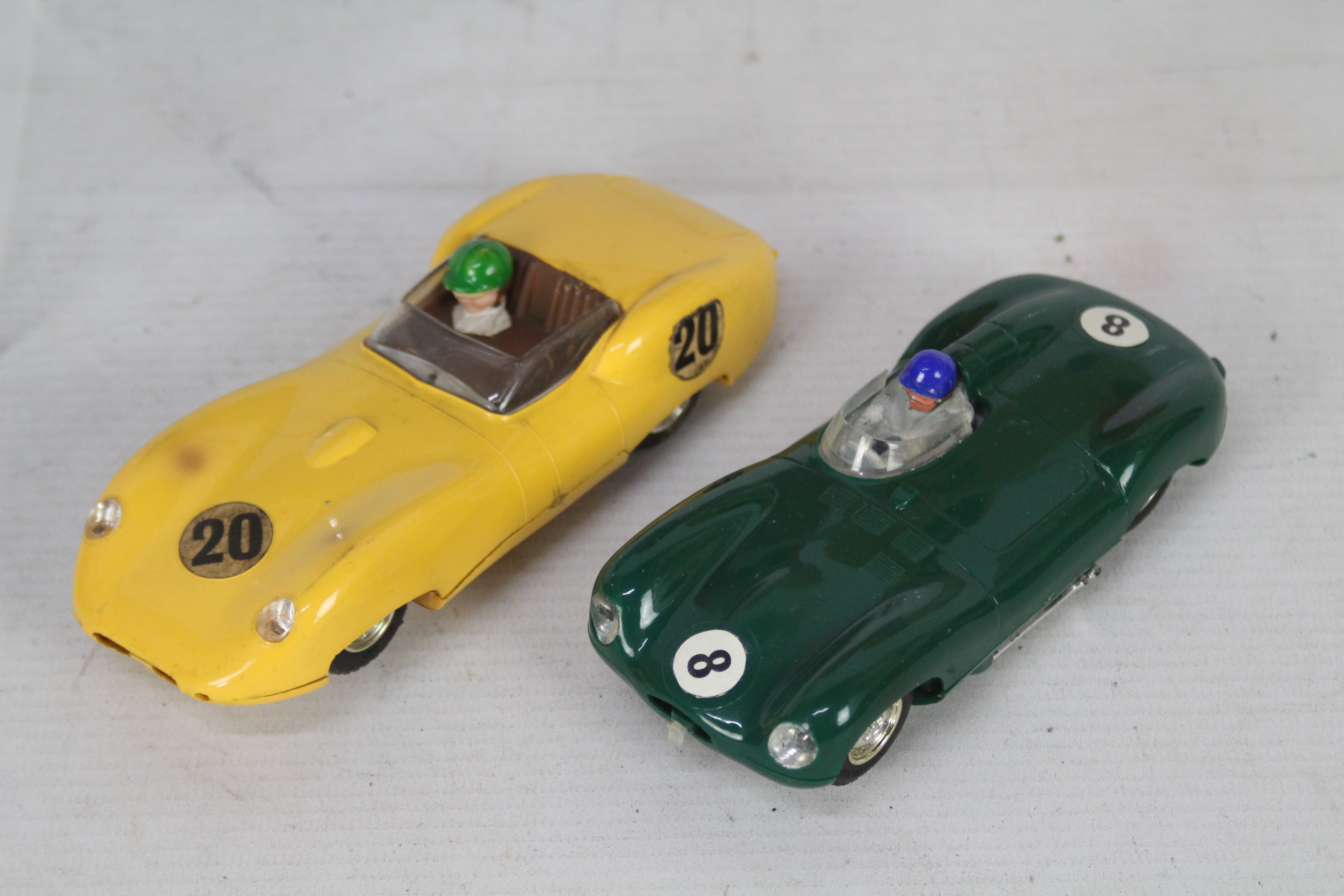 Scalextric - A pride of five unboxed vintage Scalextric racing Jaguar slot cars. - Image 3 of 5