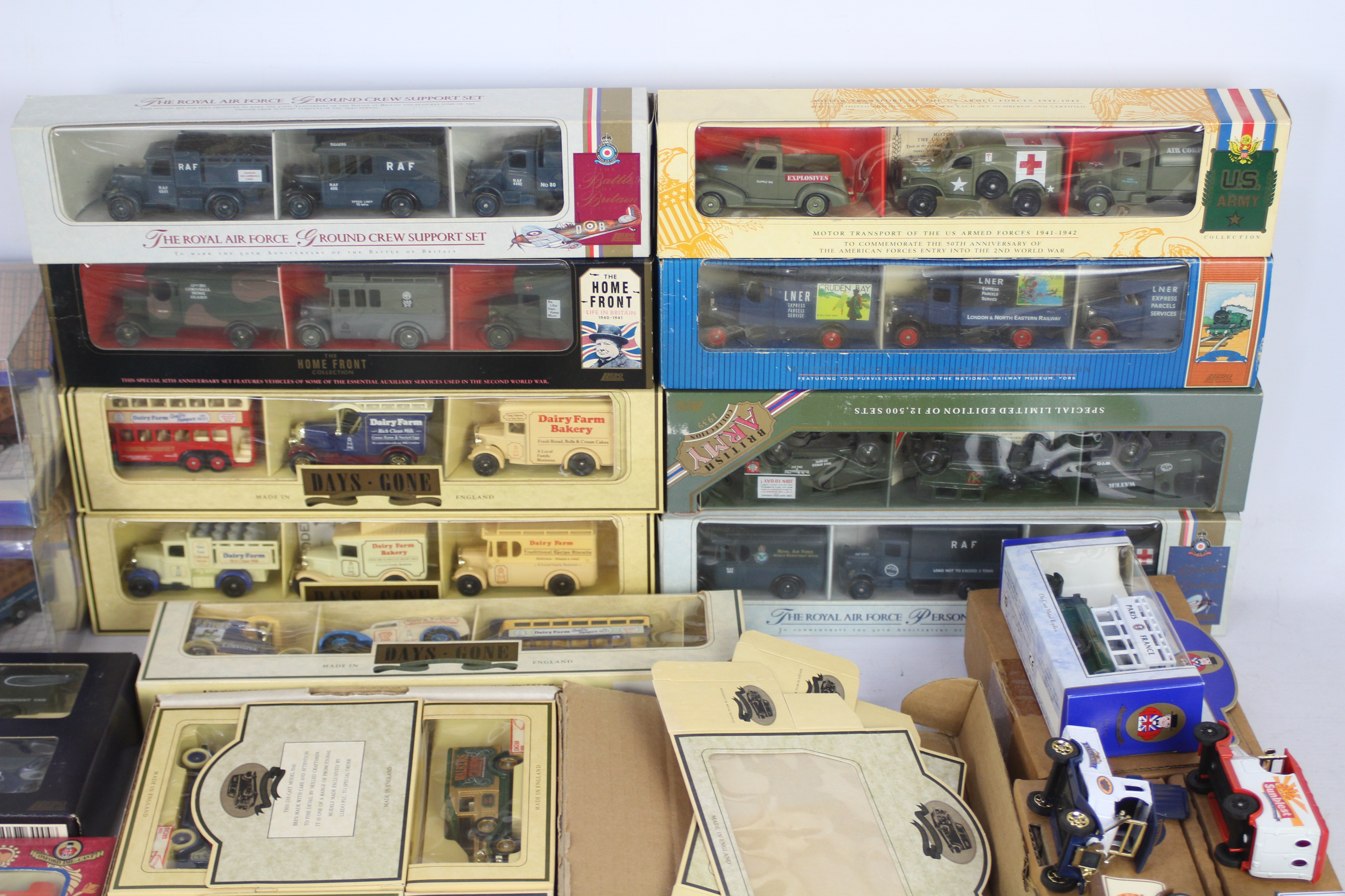 Lledo - Oxford - 21 x boxed models and sets including a 3 x car British Army set, - Image 3 of 5