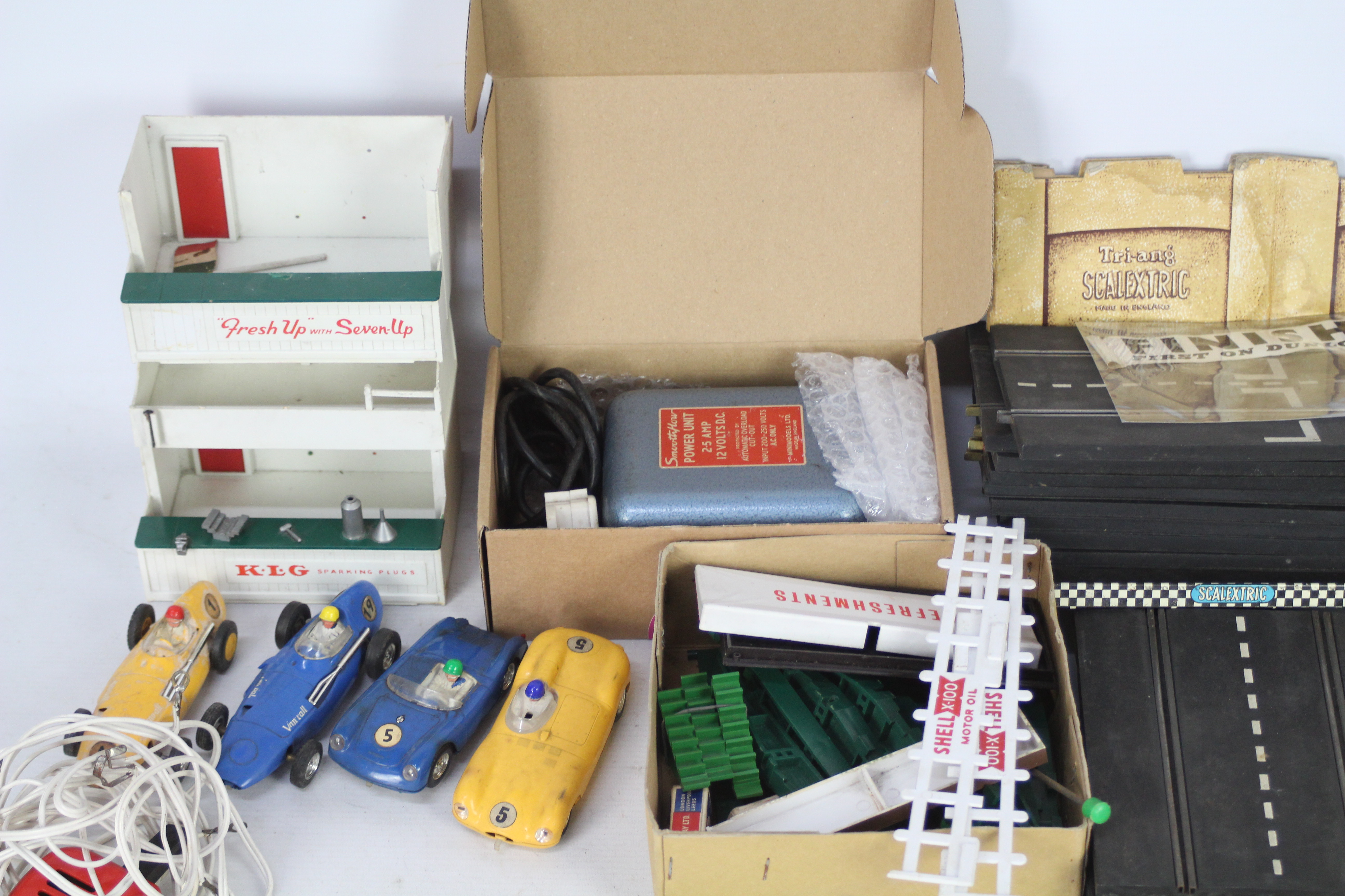 Scalextric - Four unboxed vintage Scalextric slot cars with a quantity of vintage track and - Image 2 of 5