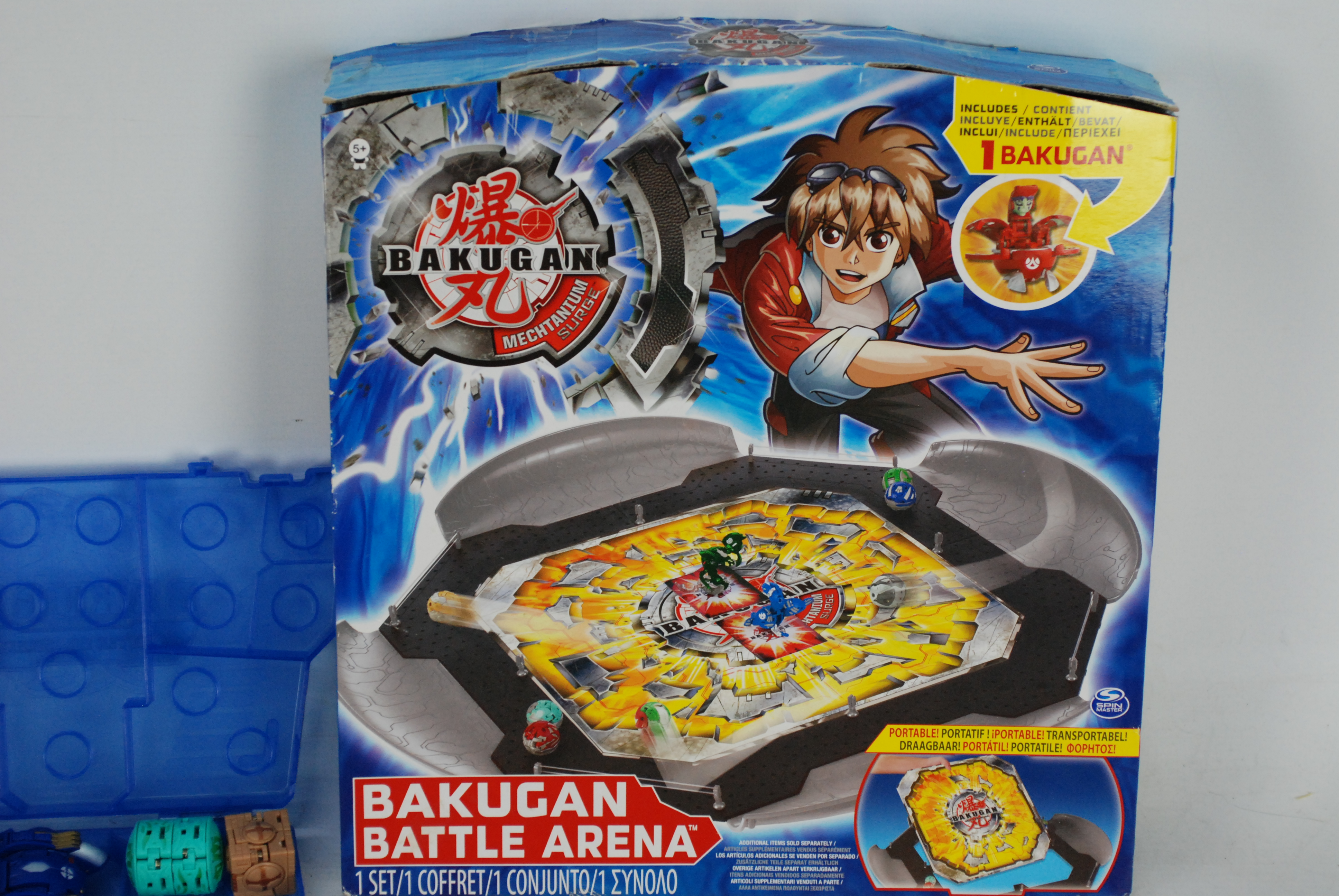 Bakugan - A mixed collection of boxed / carded and loose Bakugan parts and accessories. - Image 4 of 6