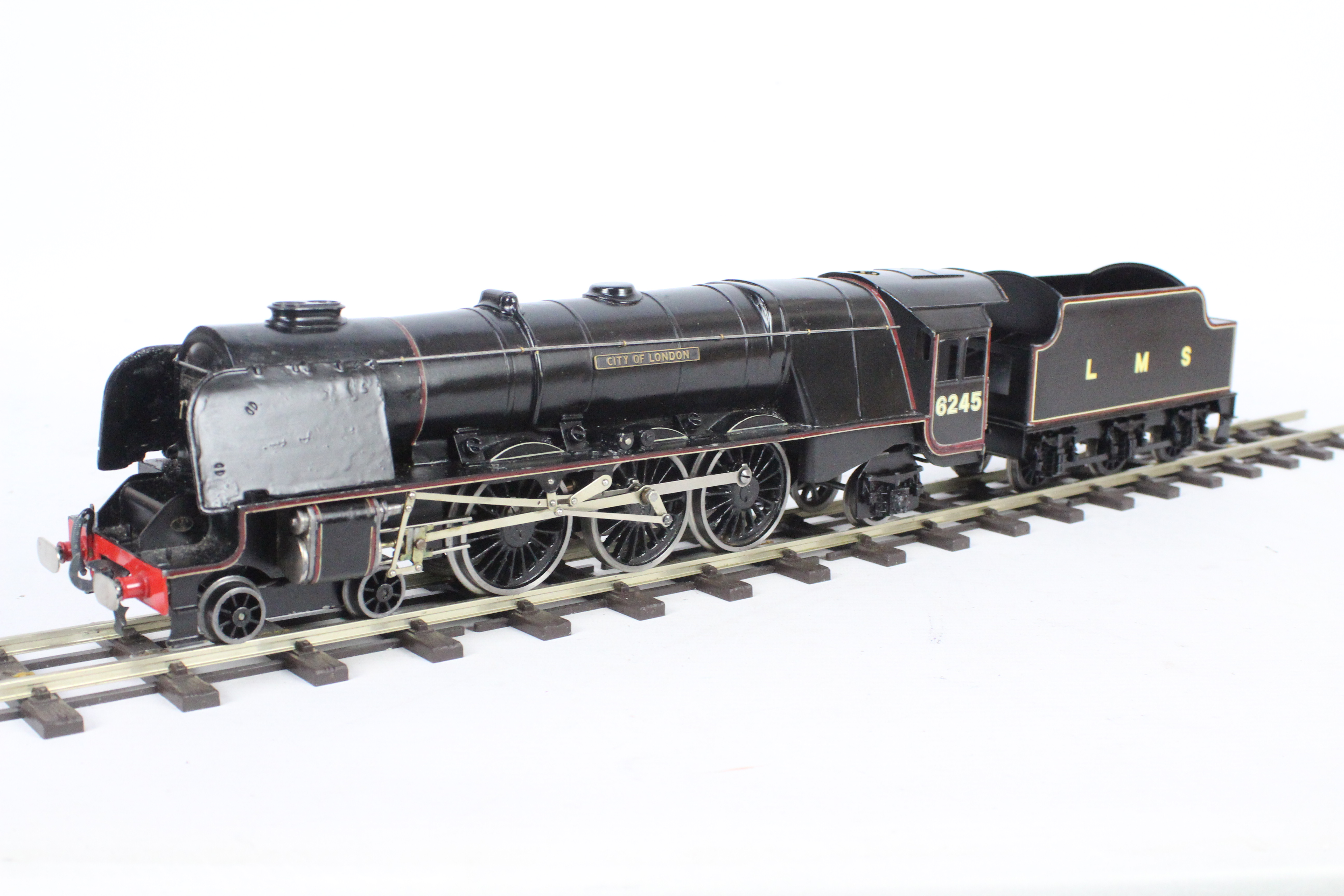 Bassett Lowke - An O gauge electric 3 rail Class 7P 4-6-2 steam loco which has been restored and is - Image 2 of 4