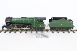 Bassett Lowke - A powered O gauge V2 Class loco named Green Arrow operating number 60800.