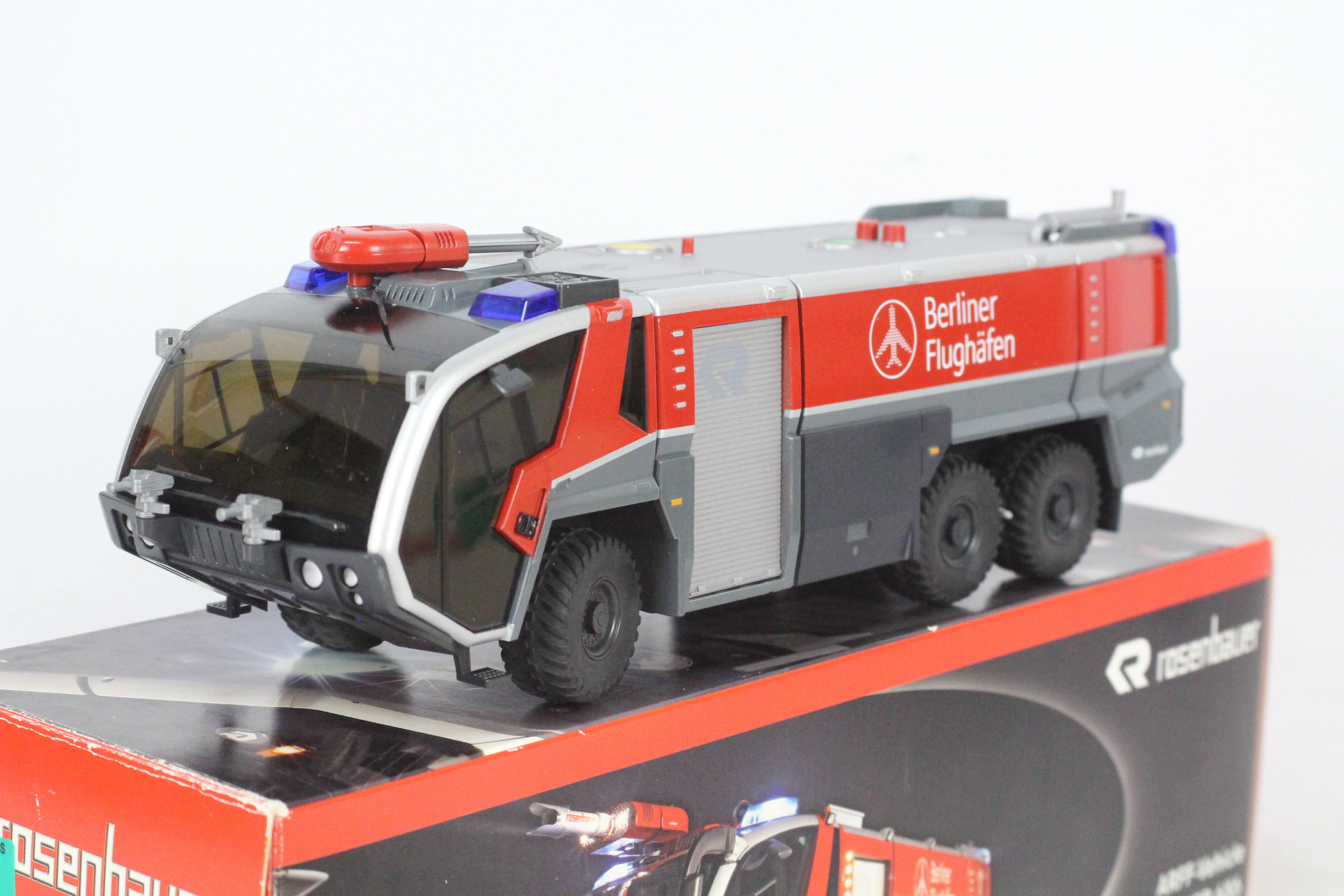 Wiking - A boxed diecast Wiking 1:43 scale Rosenbauer Panther 6x6 ARFF (Airport Rescue and Fire - Image 2 of 3