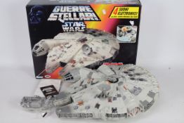 Star Wars Millennium Falcon 1995 electronic. Tonka - Kenner - Lucasfilm - Boxed.