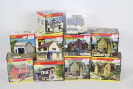 Hornby - Skaledale - 9 x boxed buildings including Station Row Cottages # R8627,