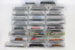 Del Prado - A boxed collection of 26 N gauge static locomotives by Del Prado.