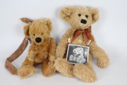 Gallery Teddy Bears - Two mohair teddy bears with glass and plastic eyes, and stitched noses.