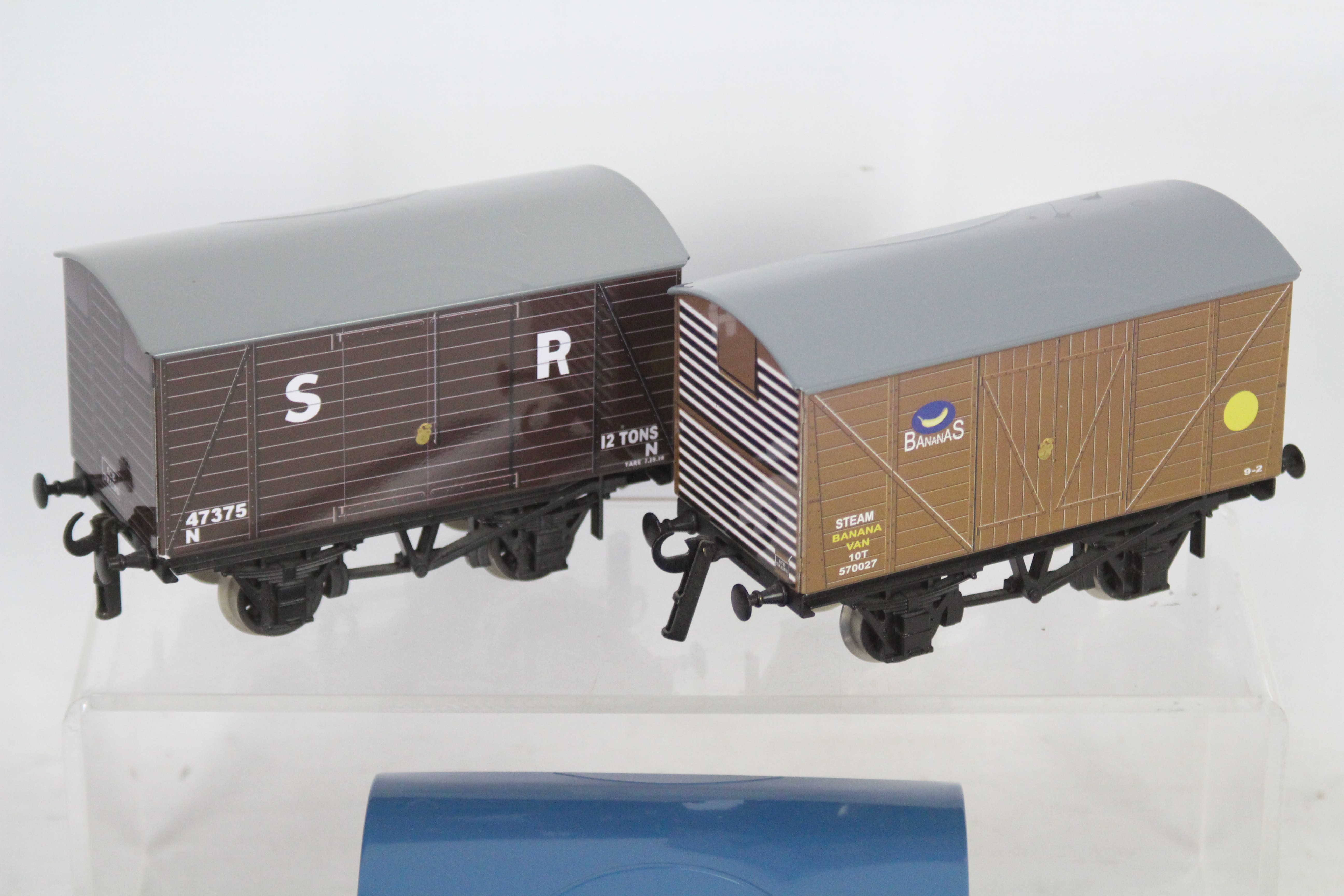 ACE Trains - Three unboxed ACE Trains O gauge tinplate wagons. - Image 2 of 3