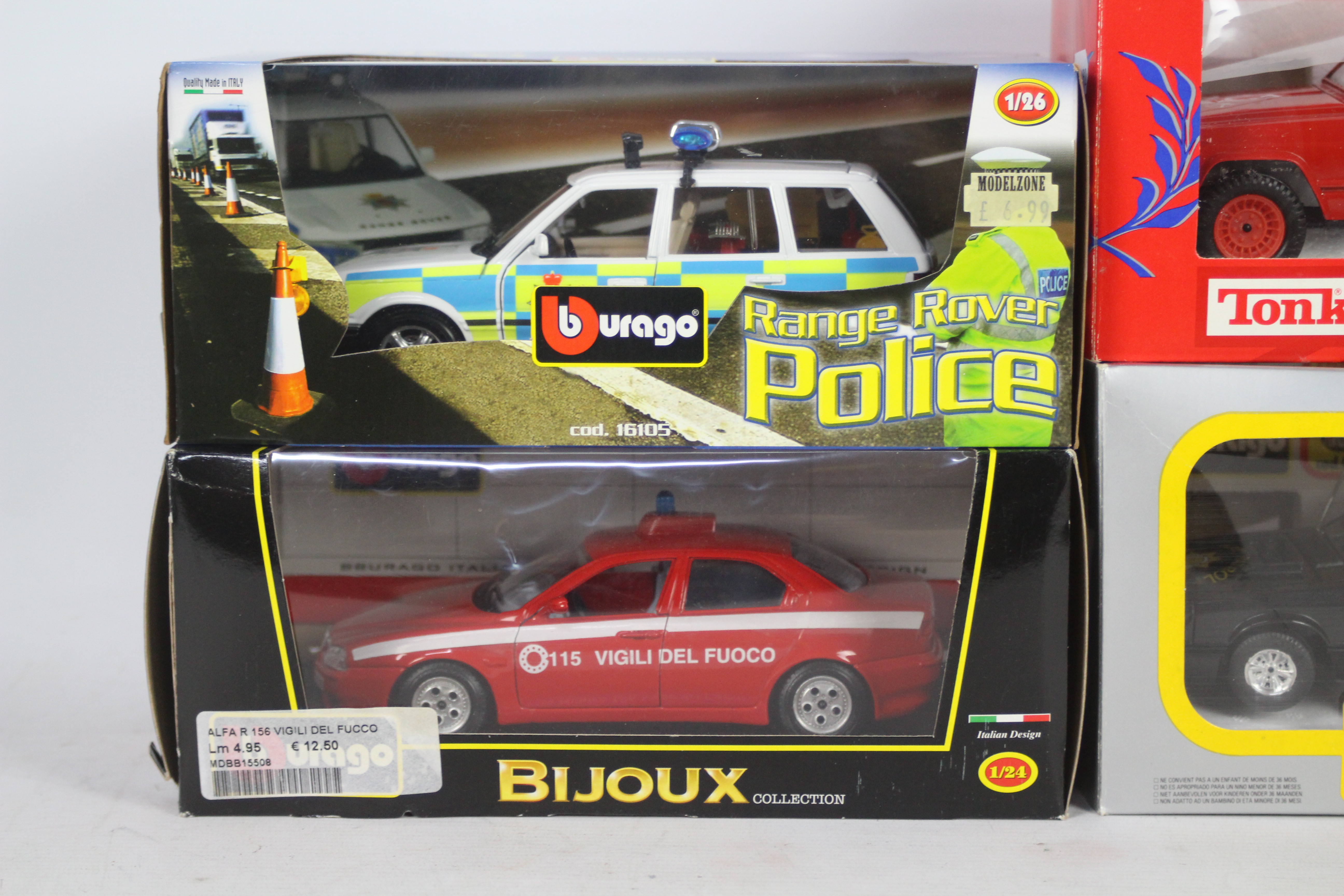 Bburago, Polistil - Four boxed diecast 'Emergency' vehicles in 1:24 / 1:26 scale. - Image 2 of 3