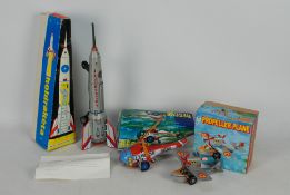 Gollnest - Lemezaru Gyar - 3 x vintage style tinplate toys, Space Rocket,