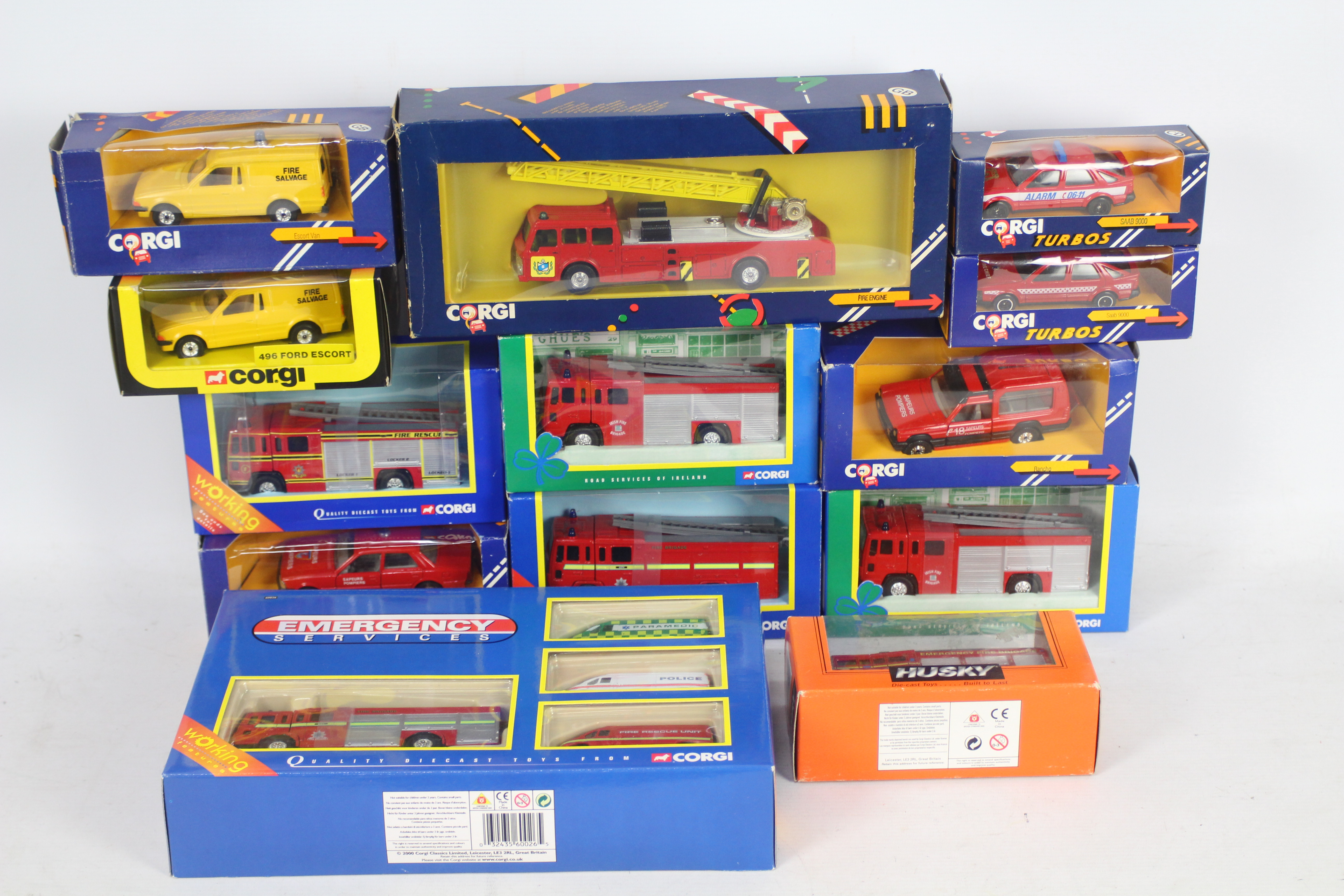 Corgi - A fleet of 13 boxed Fire Engine themed diecast model vehicles in various scales from Corgi. - Image 2 of 2