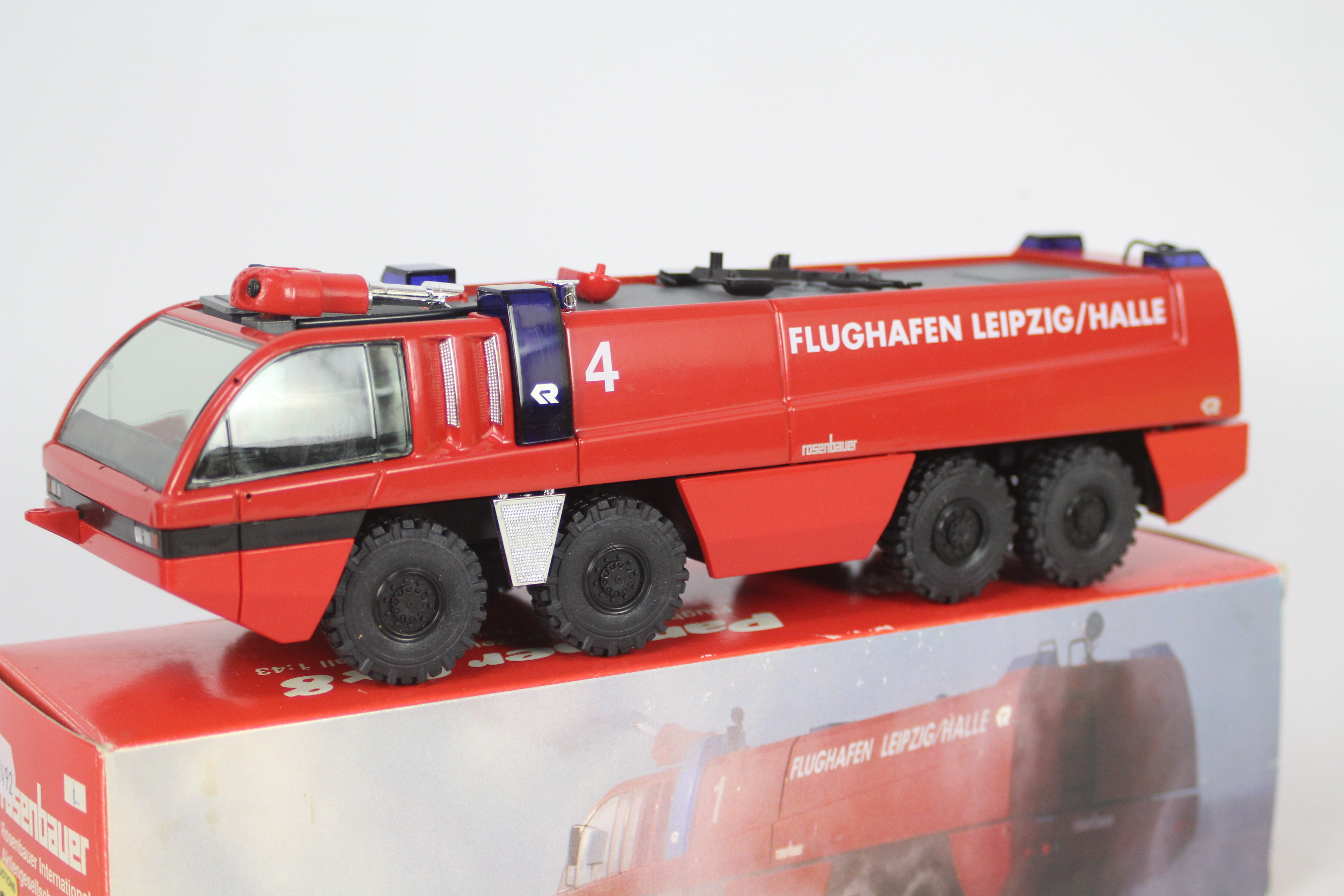 Wiking - A boxed diecast Wiking 1:43 scale Rosenbauer Panther 8x8 ARFF (Airport Rescue and Fire - Image 3 of 3