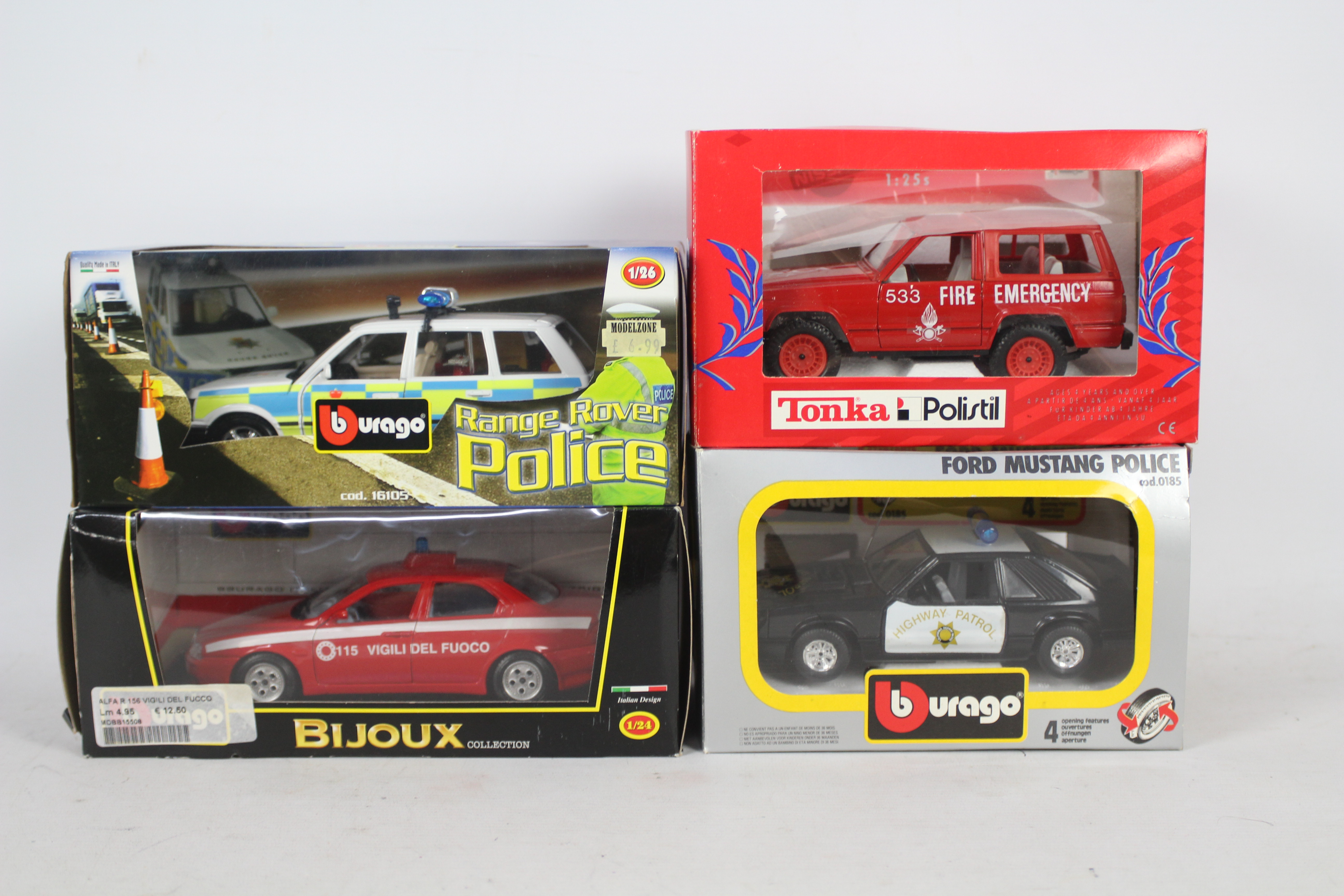 Bburago, Polistil - Four boxed diecast 'Emergency' vehicles in 1:24 / 1:26 scale.